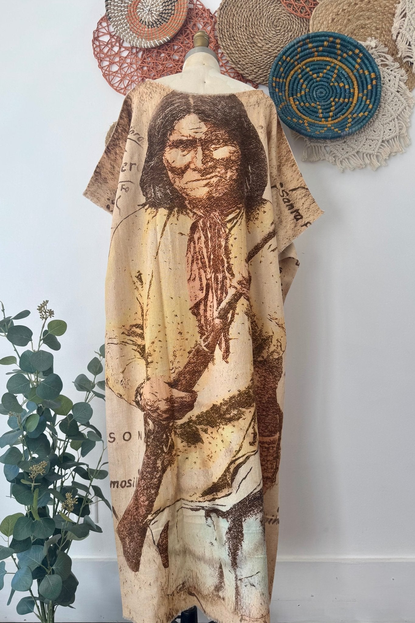 Mapped Out Hi - Lo Tunic with - ivyandlavyboutique I LOVE LINEN