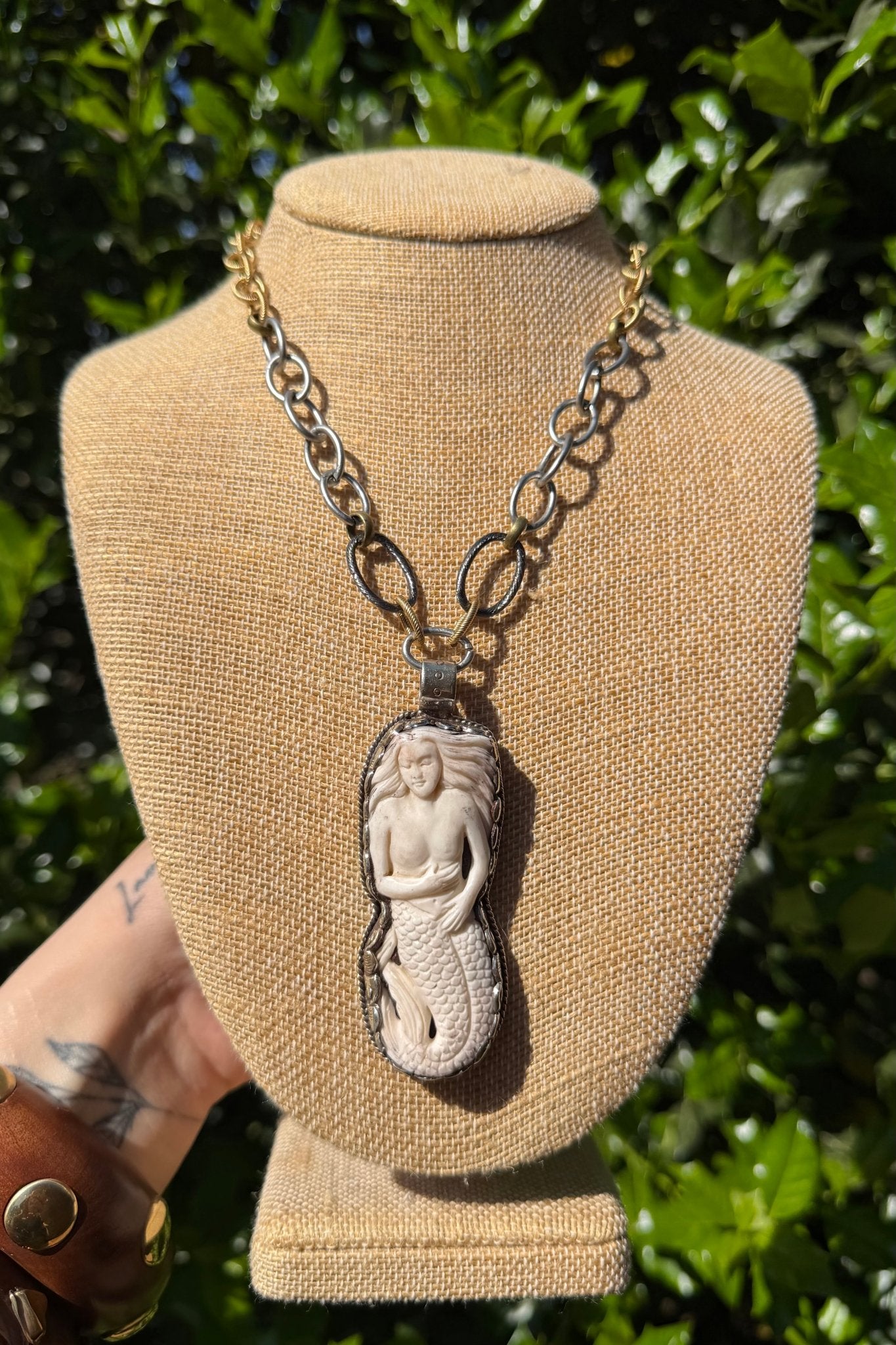 Mermaid Dreams Choker Necklace - ivyandlavyboutique ivyandlavyboutique