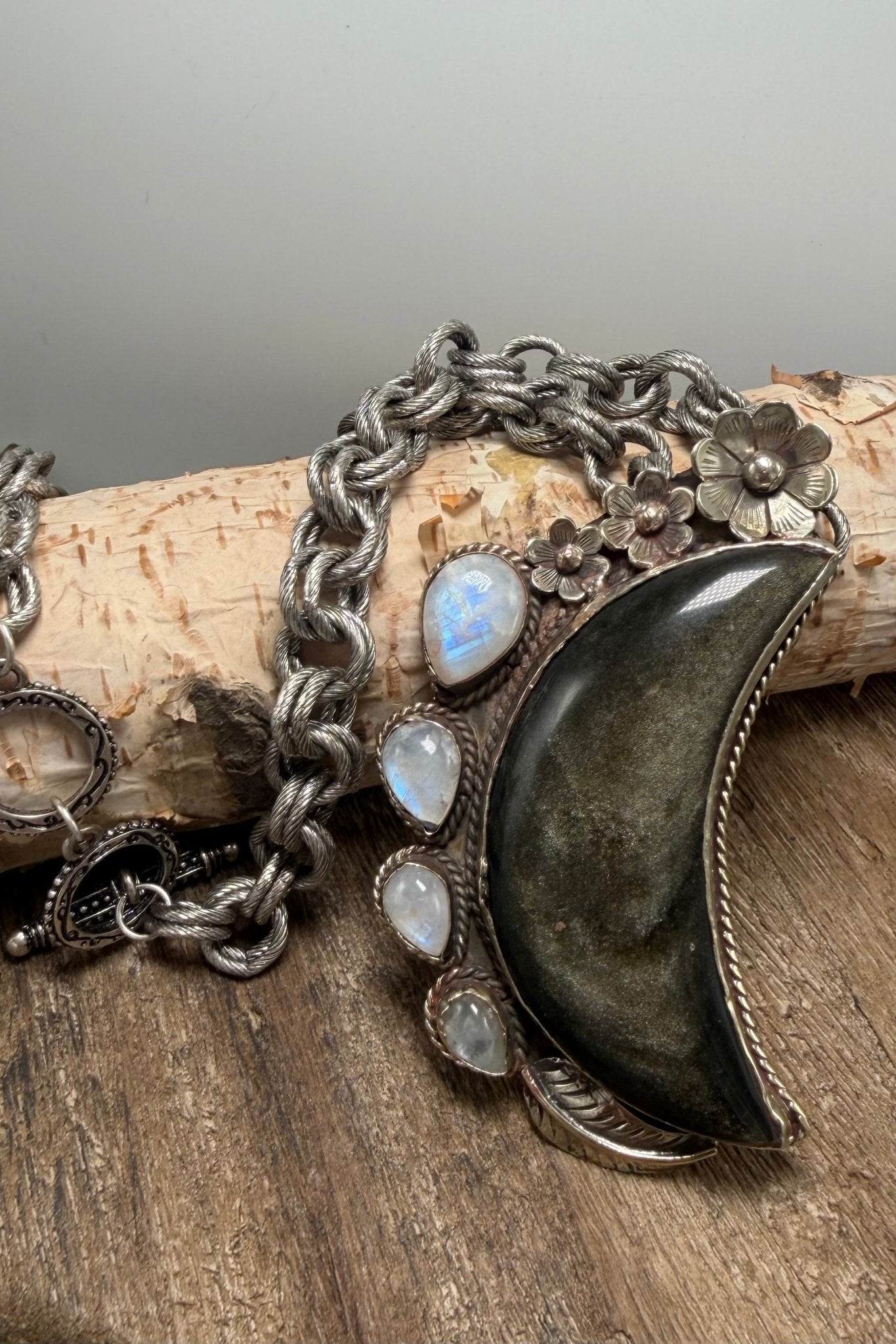 Midnight Rendezvous Moon Chunky Necklace - ivyandlavyboutique ivyandlavyboutique