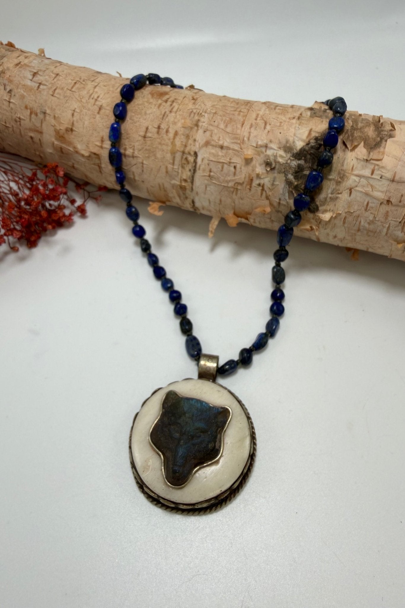 Midnight Wolf Necklace - ivyandlavyboutique ivyandlavyboutique