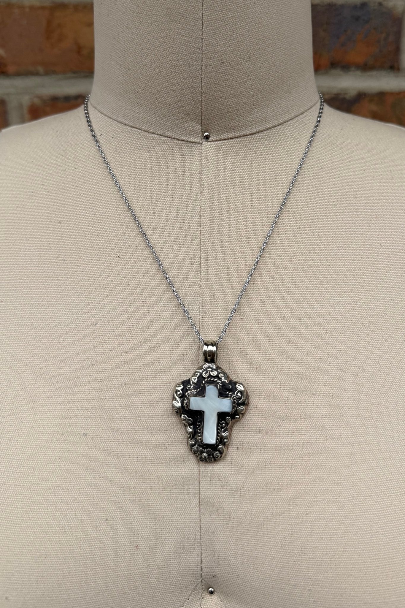 Mini Cross Pendant on Chain - ivyandlavyboutique ivyandlavyboutique