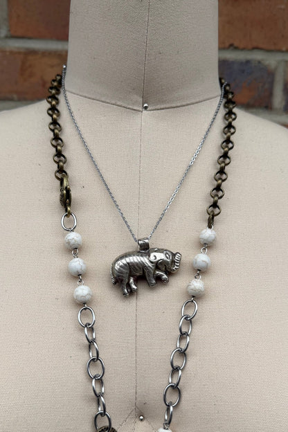 Mini Elephant on Chain - ivyandlavyboutique ivyandlavyboutique
