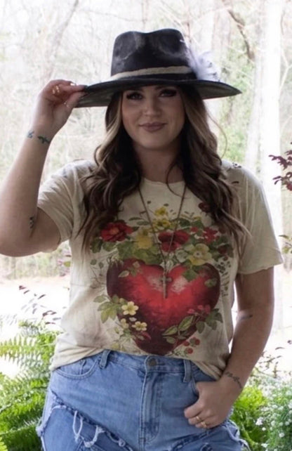 Moon Dance Tee - Full Heart - ivyandlavyboutique Jaded Gypsy