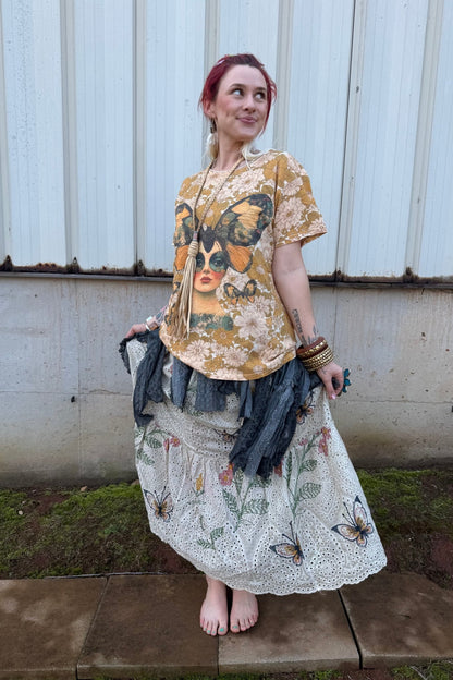 Moon Dance Tee in Sunshine Meadow - ivyandlavyboutique ivyandlavyboutique