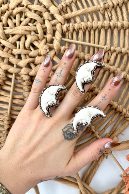 Moon Face Carved Ring - ivyandlavyboutique ivyandlavyboutique