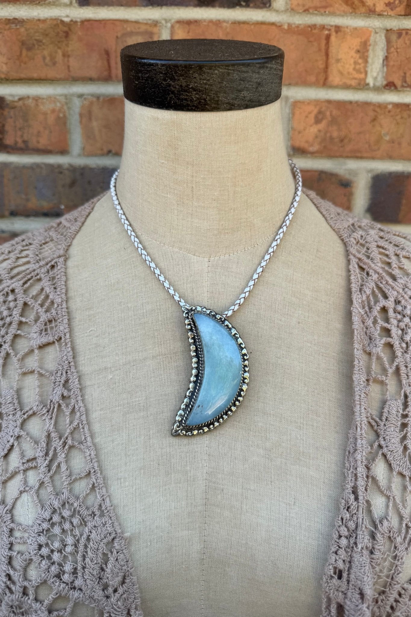 Moon Quartz Choker on White Leather - ivyandlavyboutique ivyandlavyboutique