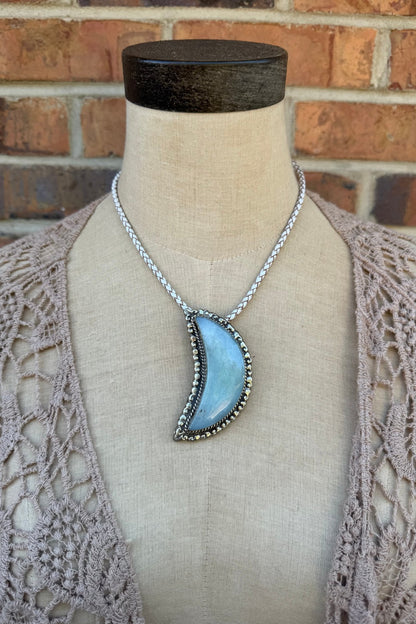 Moon Quartz Choker on White Leather - ivyandlavyboutique ivyandlavyboutique