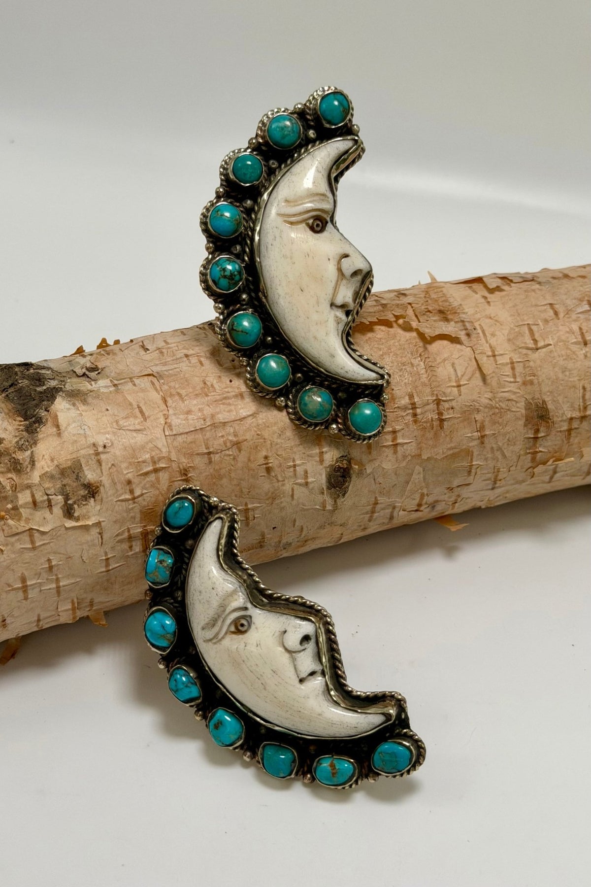 Moonlight Carved SM Turquoise Ring - ivyandlavyboutique ivyandlavyboutique