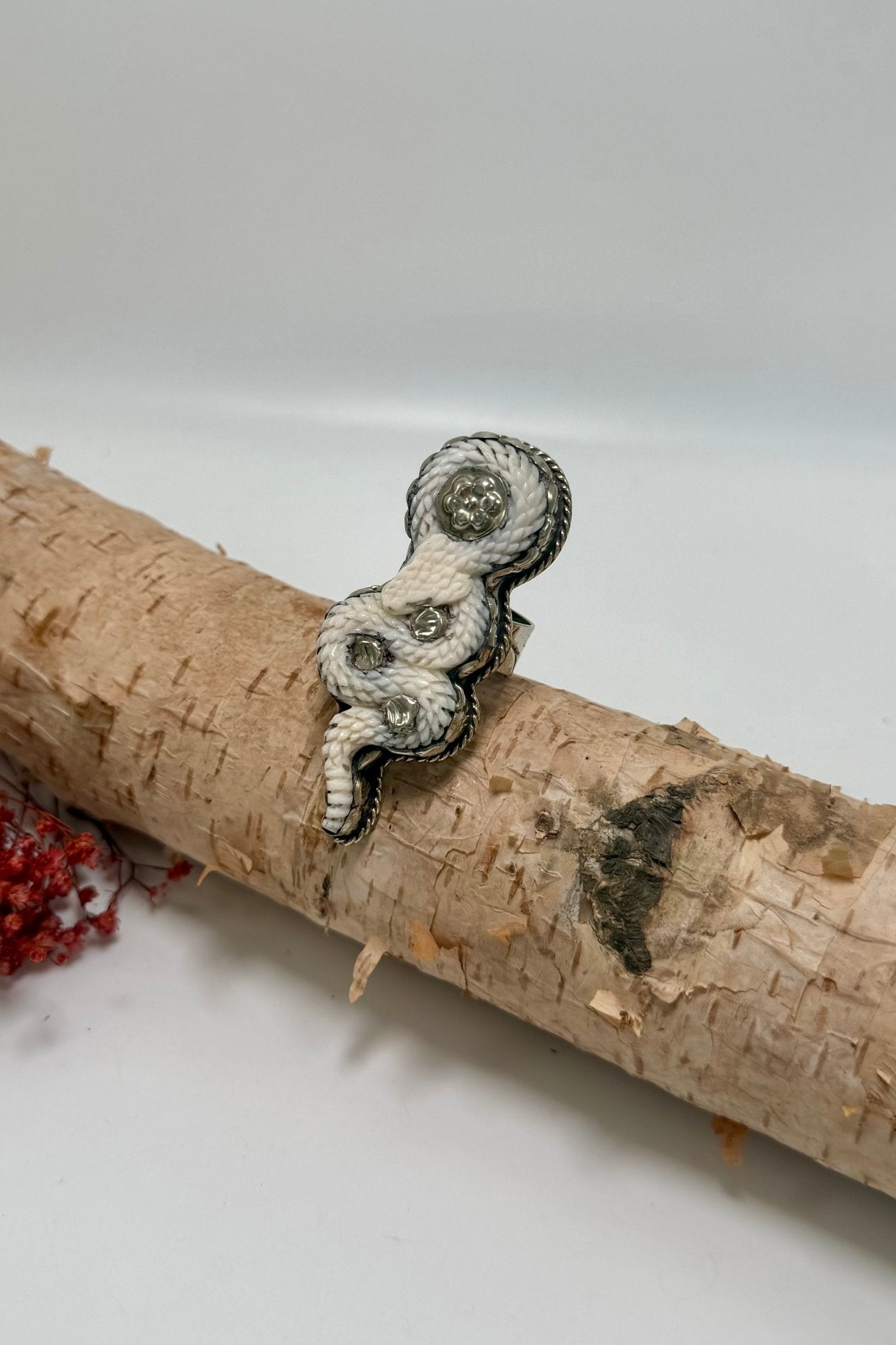 Mother Snake Carved Ring - ivyandlavyboutique ivyandlavyboutique