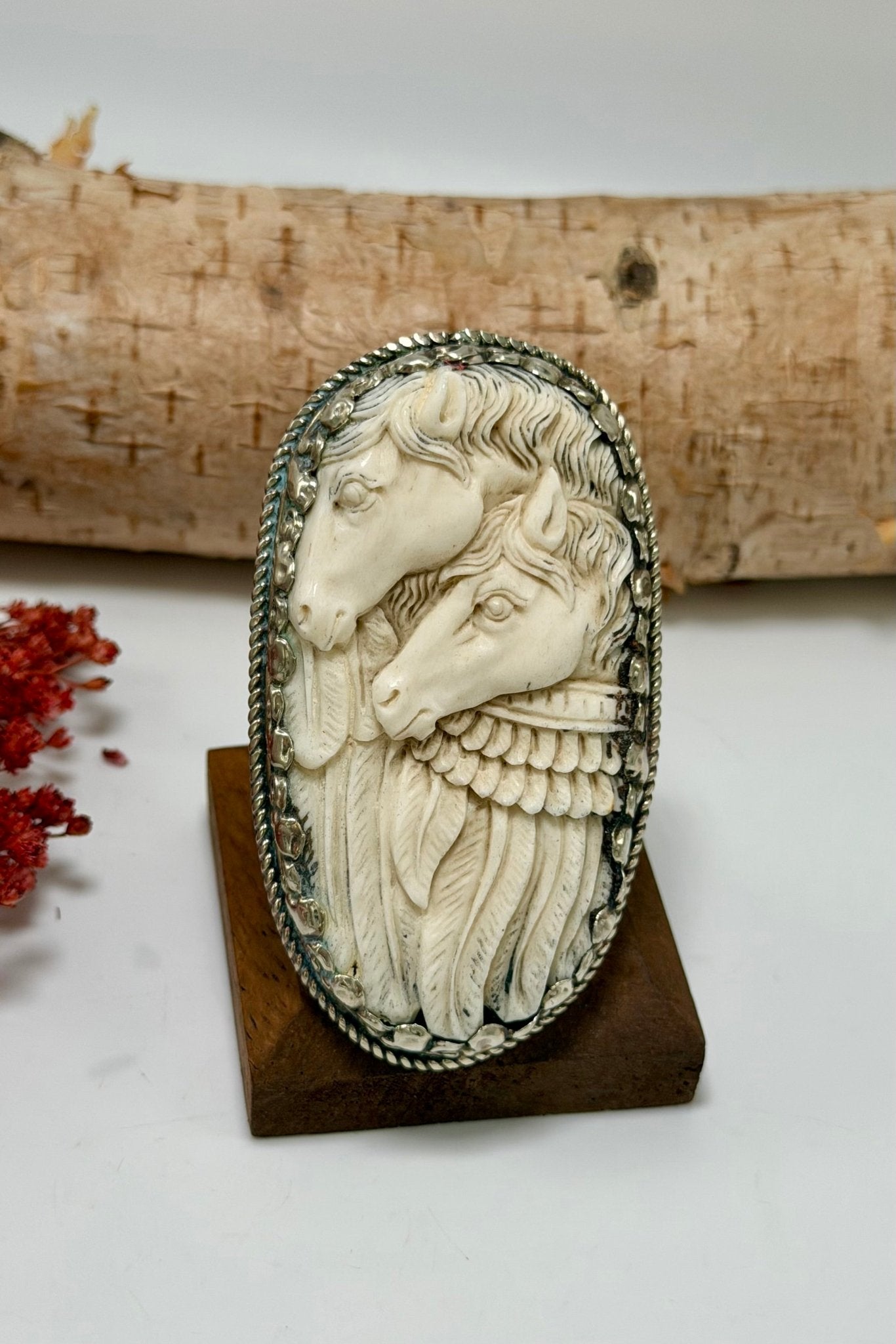 Motherly Love Horse Carved Head Ring - ivyandlavyboutique ivyandlavyboutique