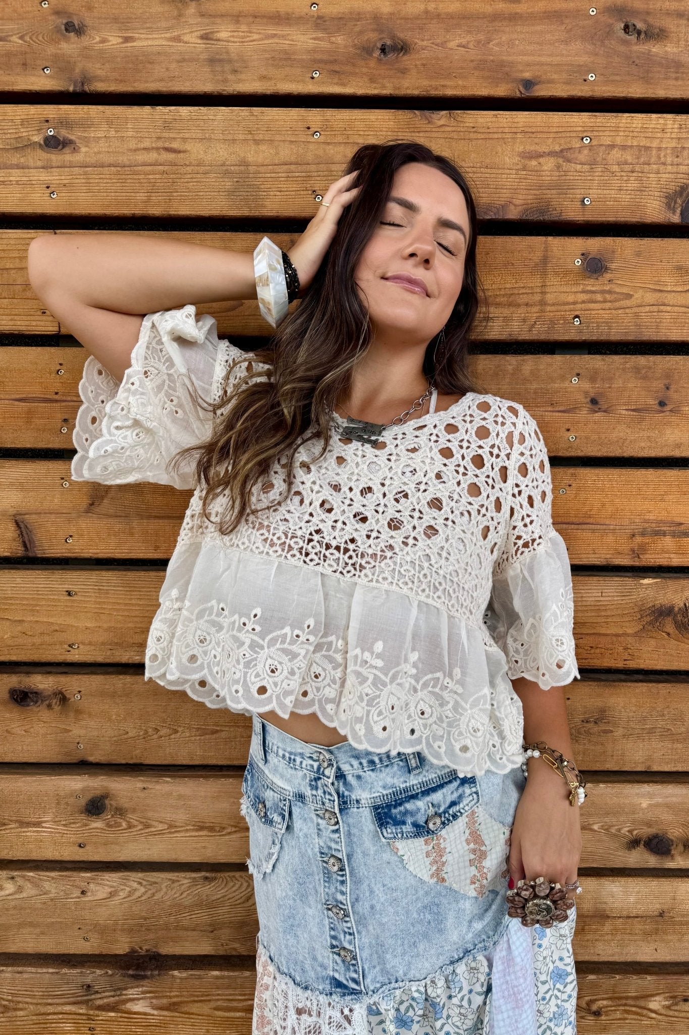 Nikki Round neck short sleeve floral eyelet crochet top - ivyandlavyboutique Pol Clothing