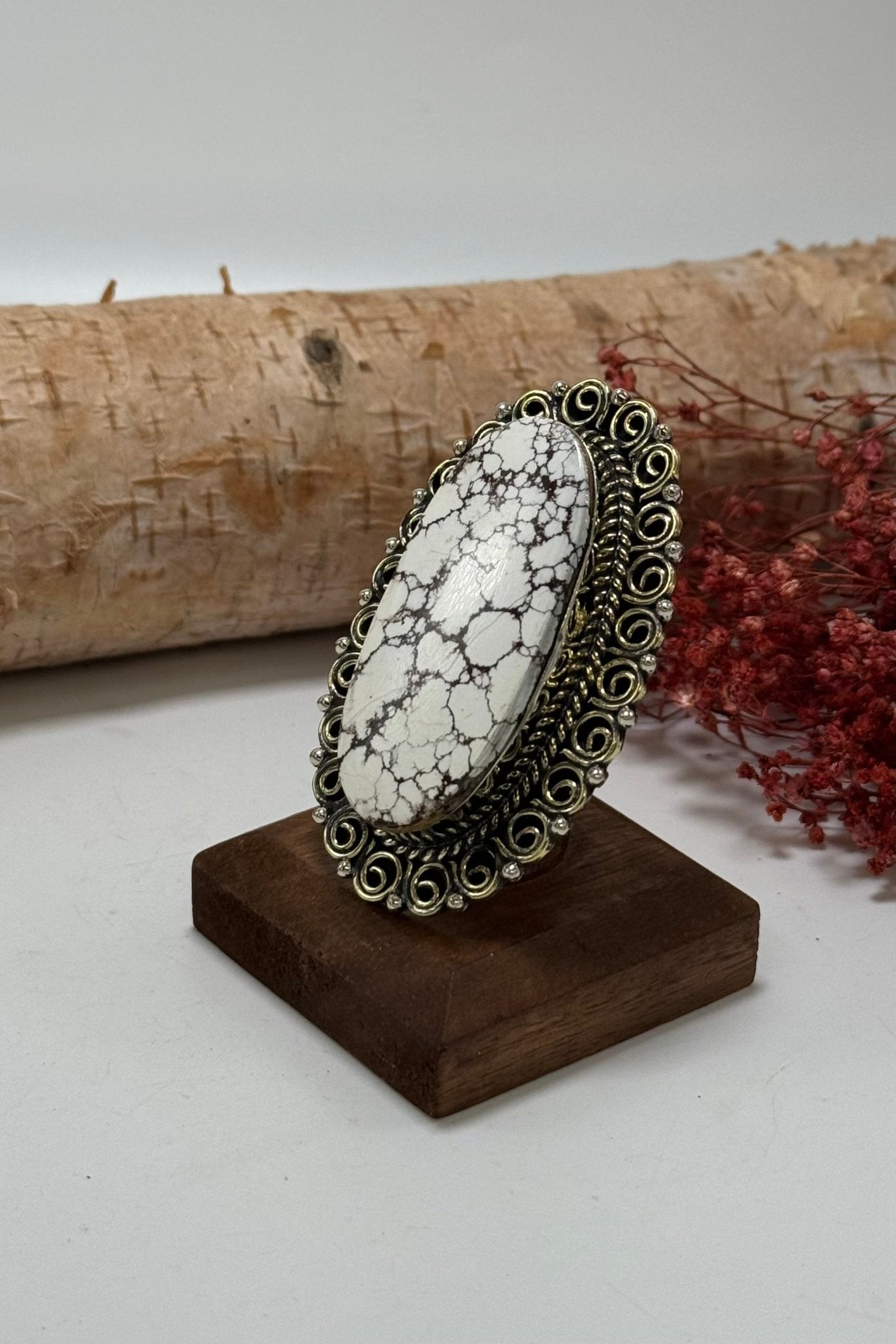 Not so Simple White Hues Ring - ivyandlavyboutique ivyandlavyboutique