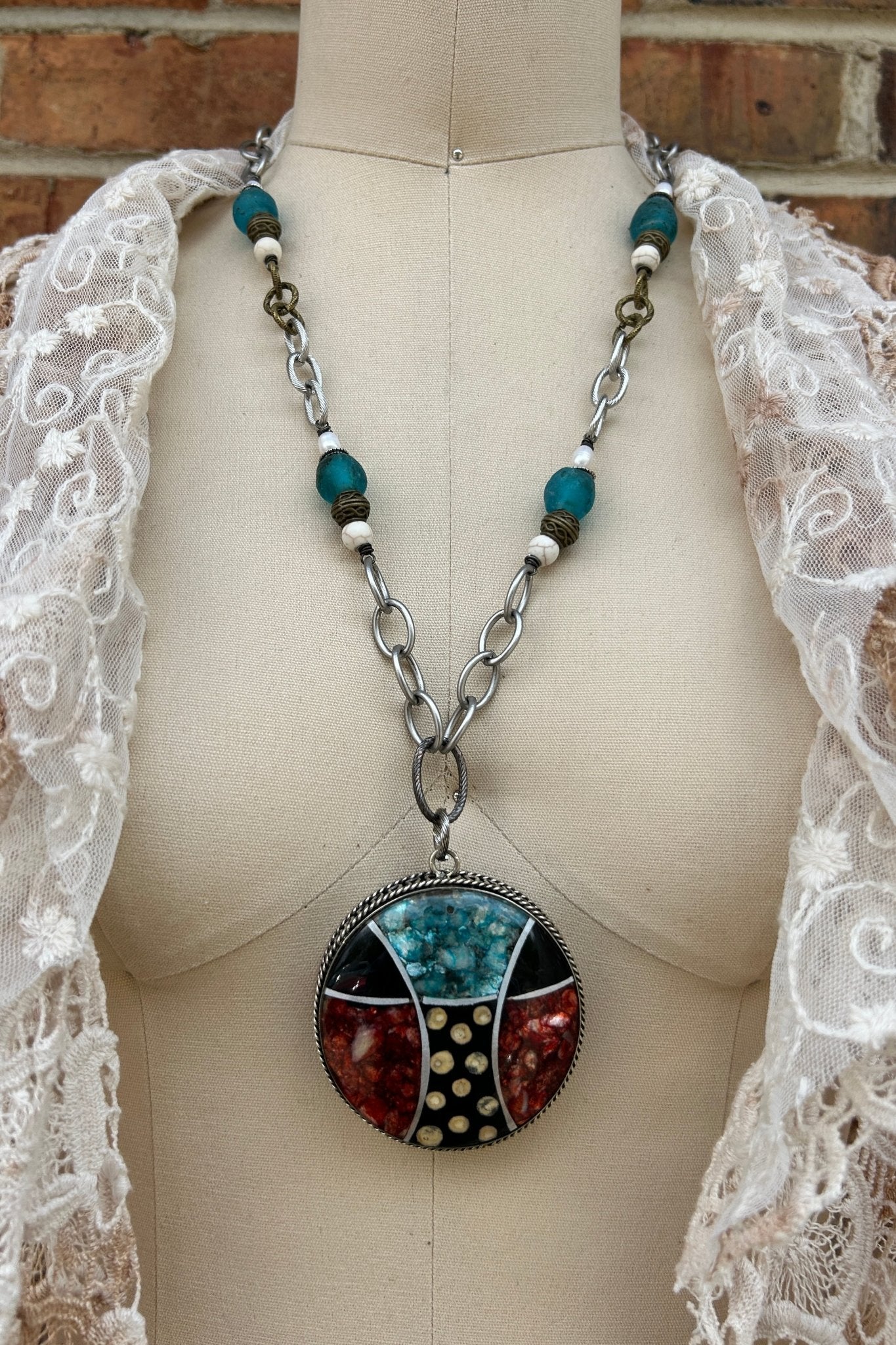 OOAK - 2 - Abstract Queen Pendant - ivyandlavyboutique ivyandlavyboutique