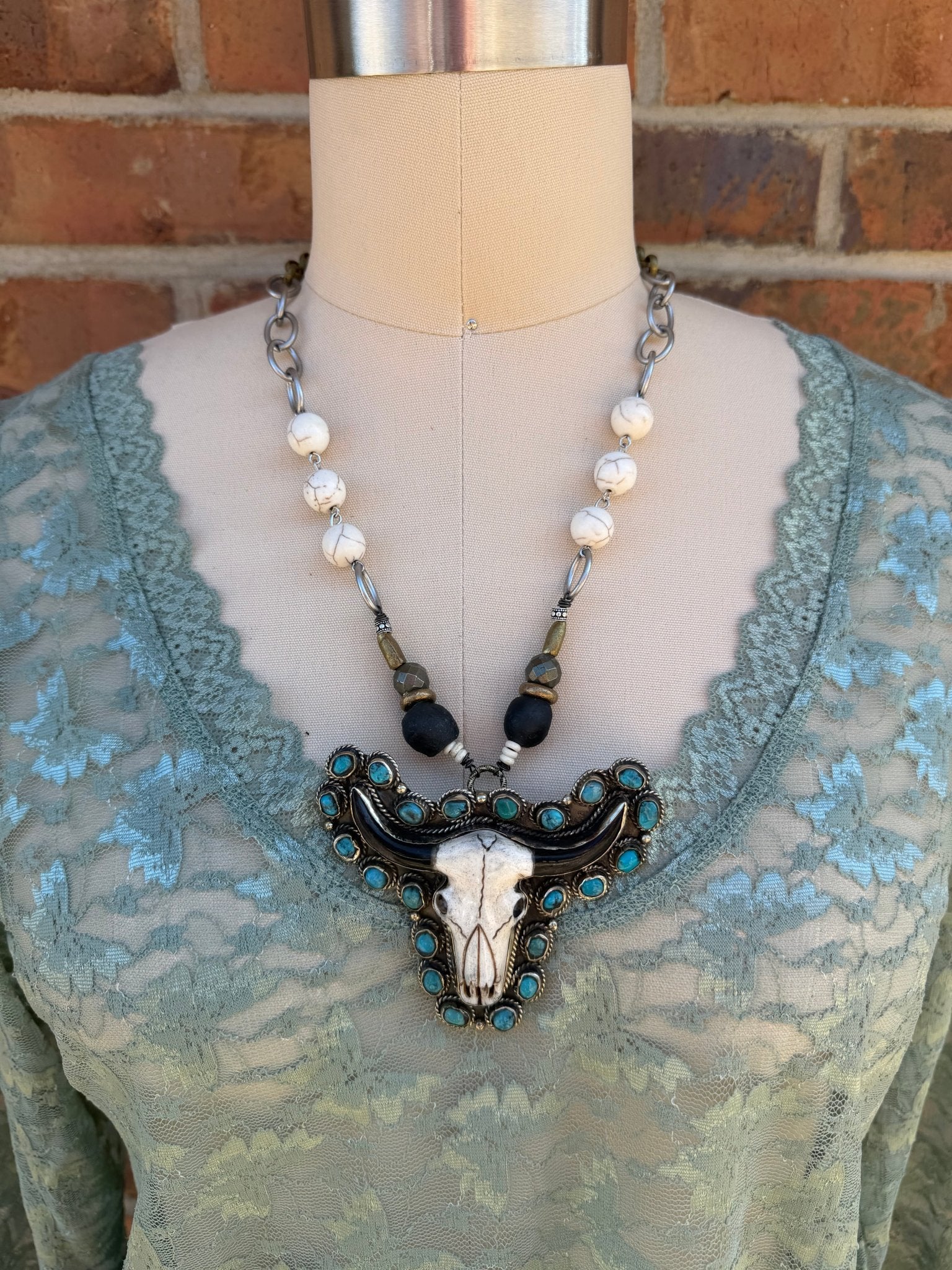 OOAK Highlander Horn Necklace - ivyandlavyboutique ivyandlavyboutique