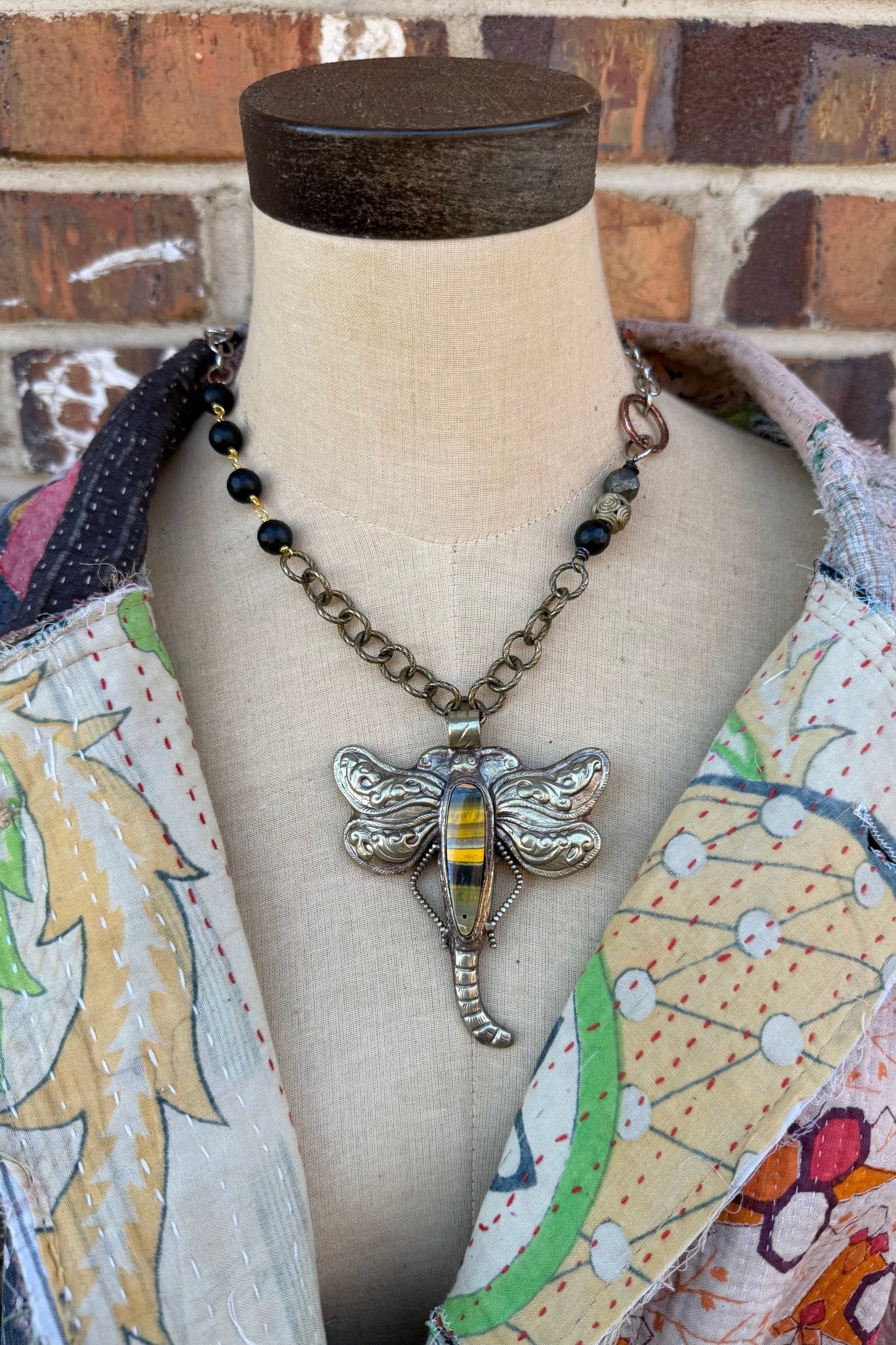 OOAK Judging Dragonfly NeckLace - ivyandlavyboutique ivyandlavyboutique