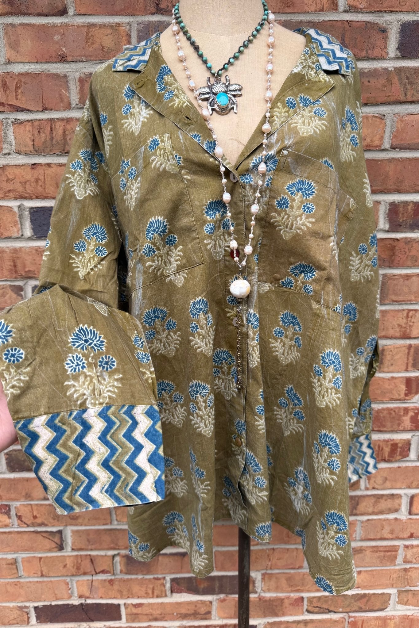Paisley Button Down Top - ivyandlavyboutique Jaded Gypsy