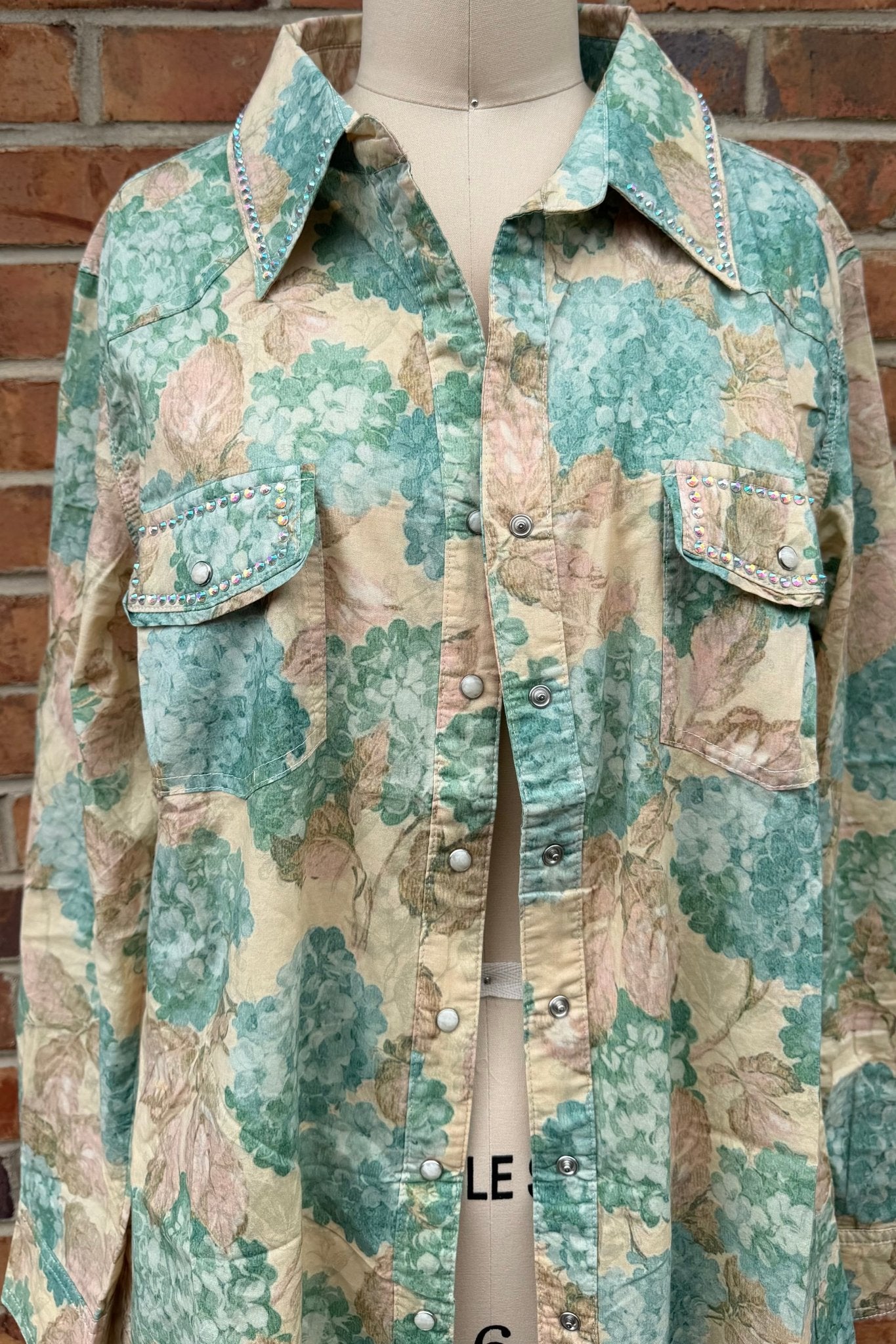 Pale Floral Rhinestone Button Down Top - ivyandlavyboutique A Rare Bird Shop