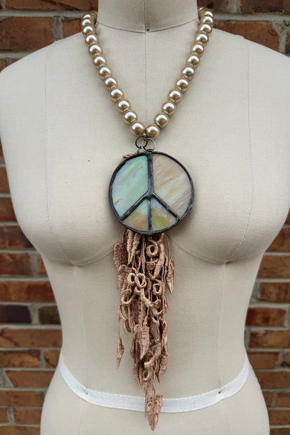 Peace, Lace and Pearls Necklace - ivyandlavyboutique Gypsy South