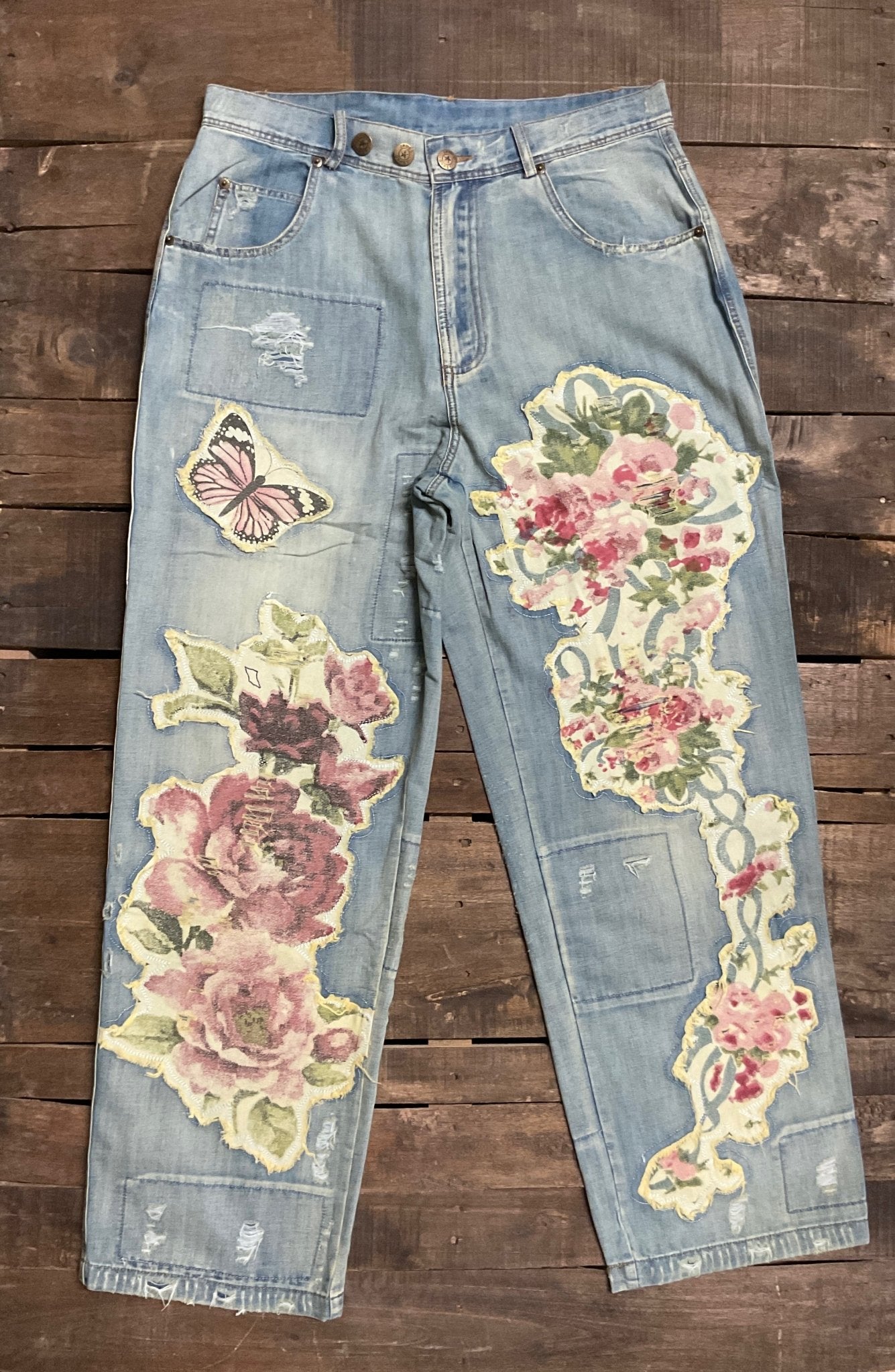 Peace & Love Floral Jeans - ivyandlavyboutique Jaded Gypsy
