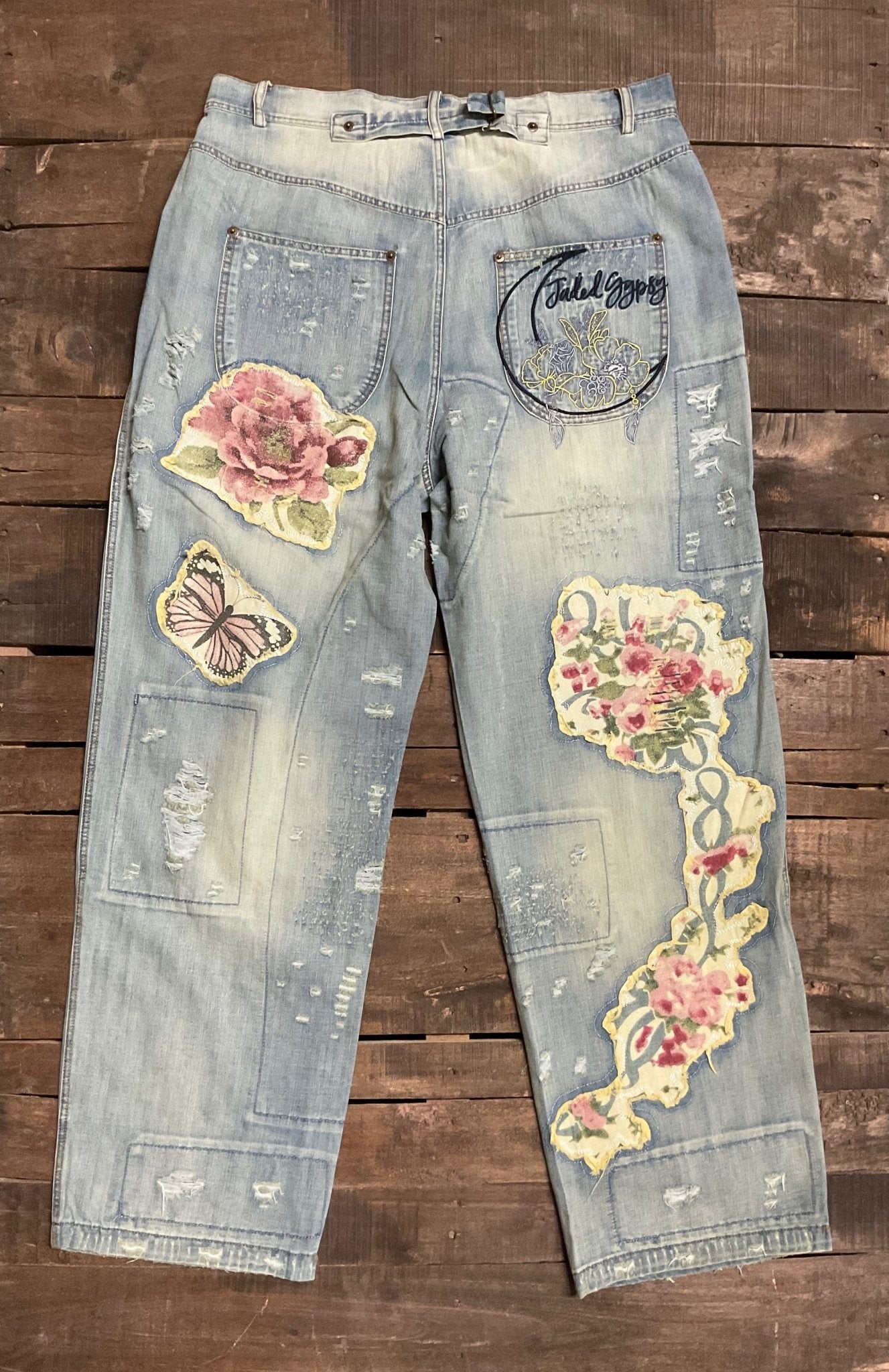 Peace & Love Floral Jeans - ivyandlavyboutique Jaded Gypsy