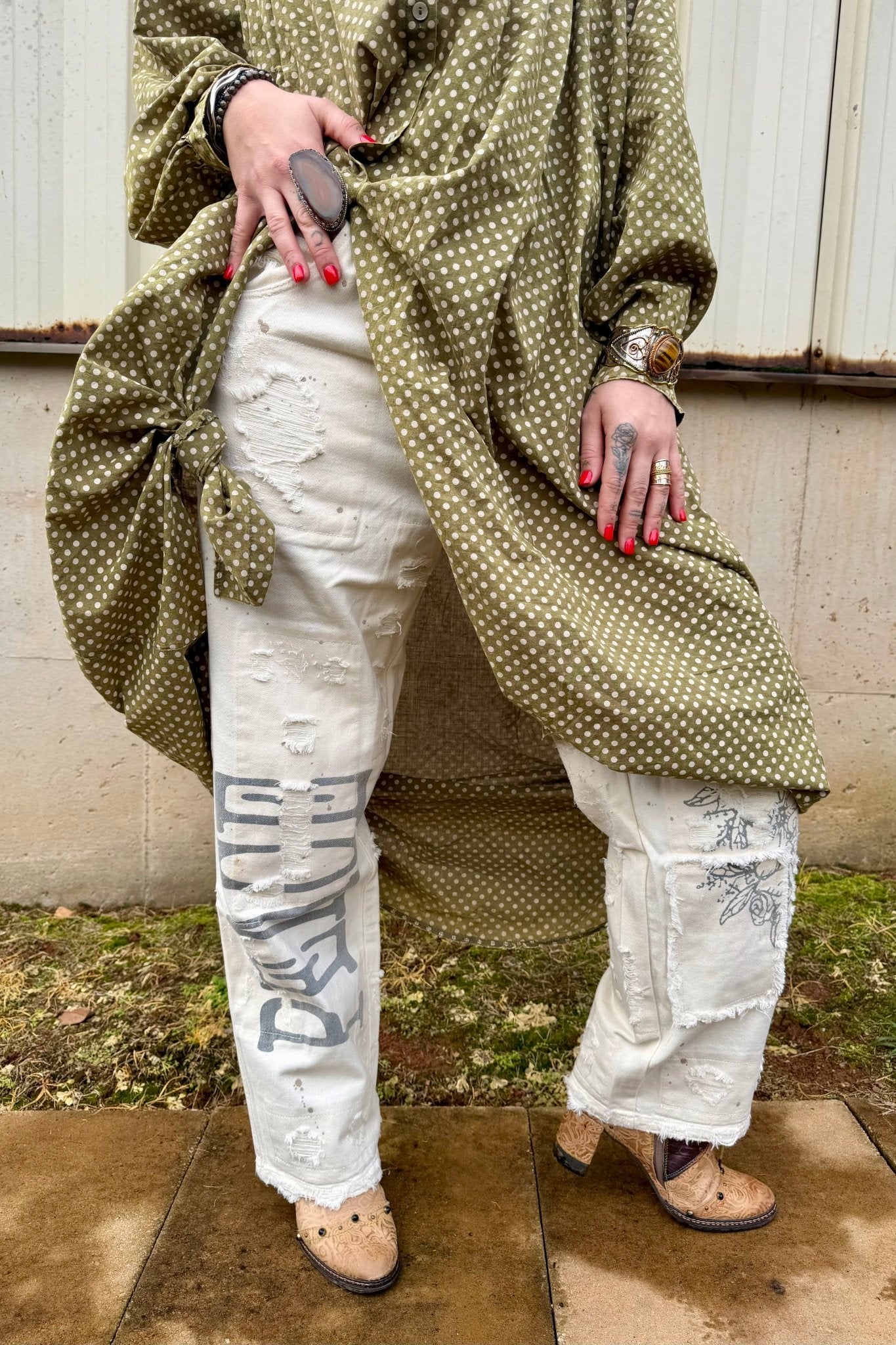 Peace & Love Jeans in Parchment - ivyandlavyboutique Jaded Gypsy