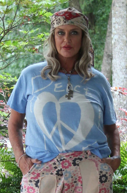 Peace & Love Moon Dance Tee - ivyandlavyboutique Jaded Gypsy