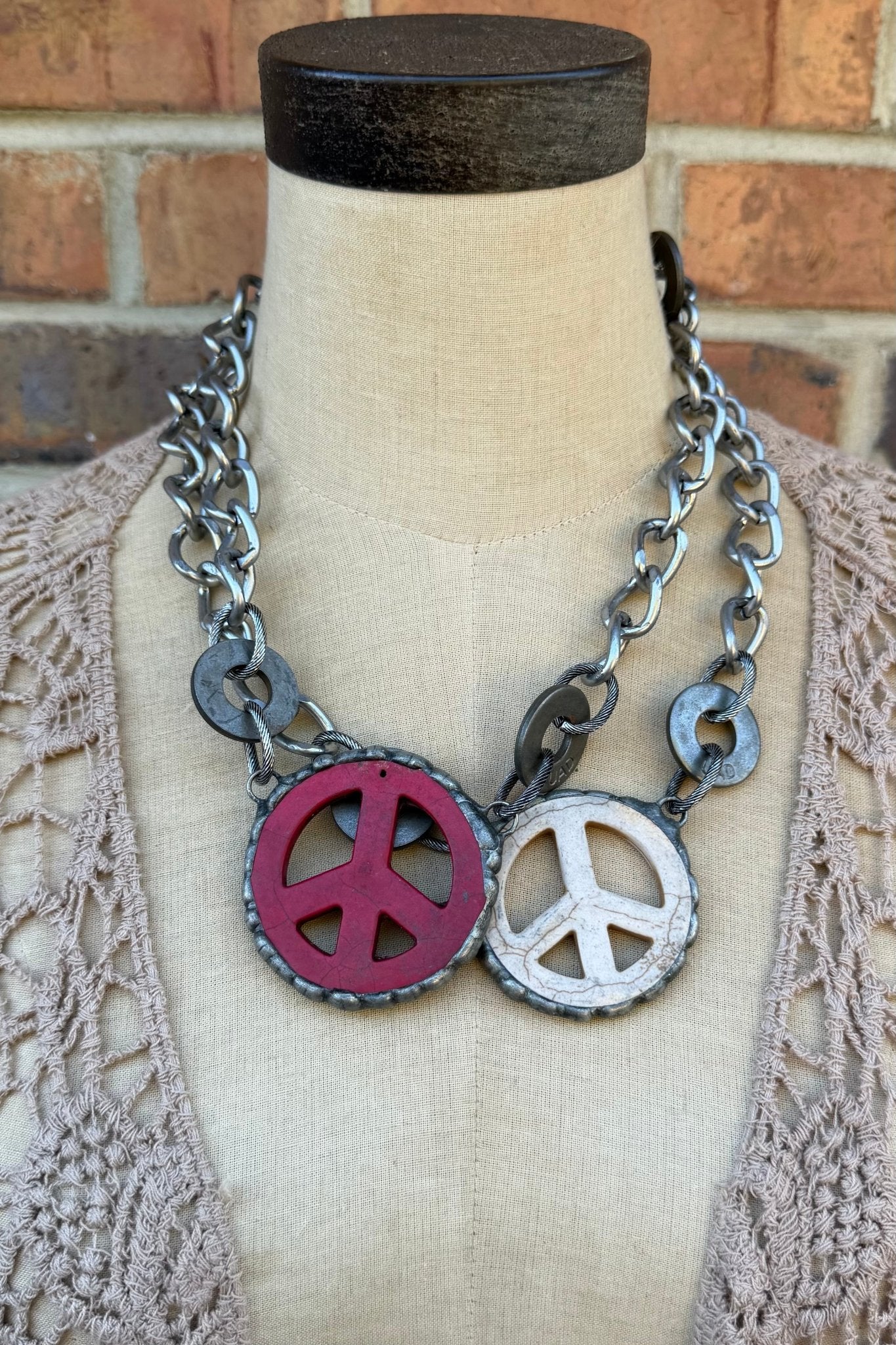 Peace Necklace - ivyandlavyboutique ivyandlavyboutique