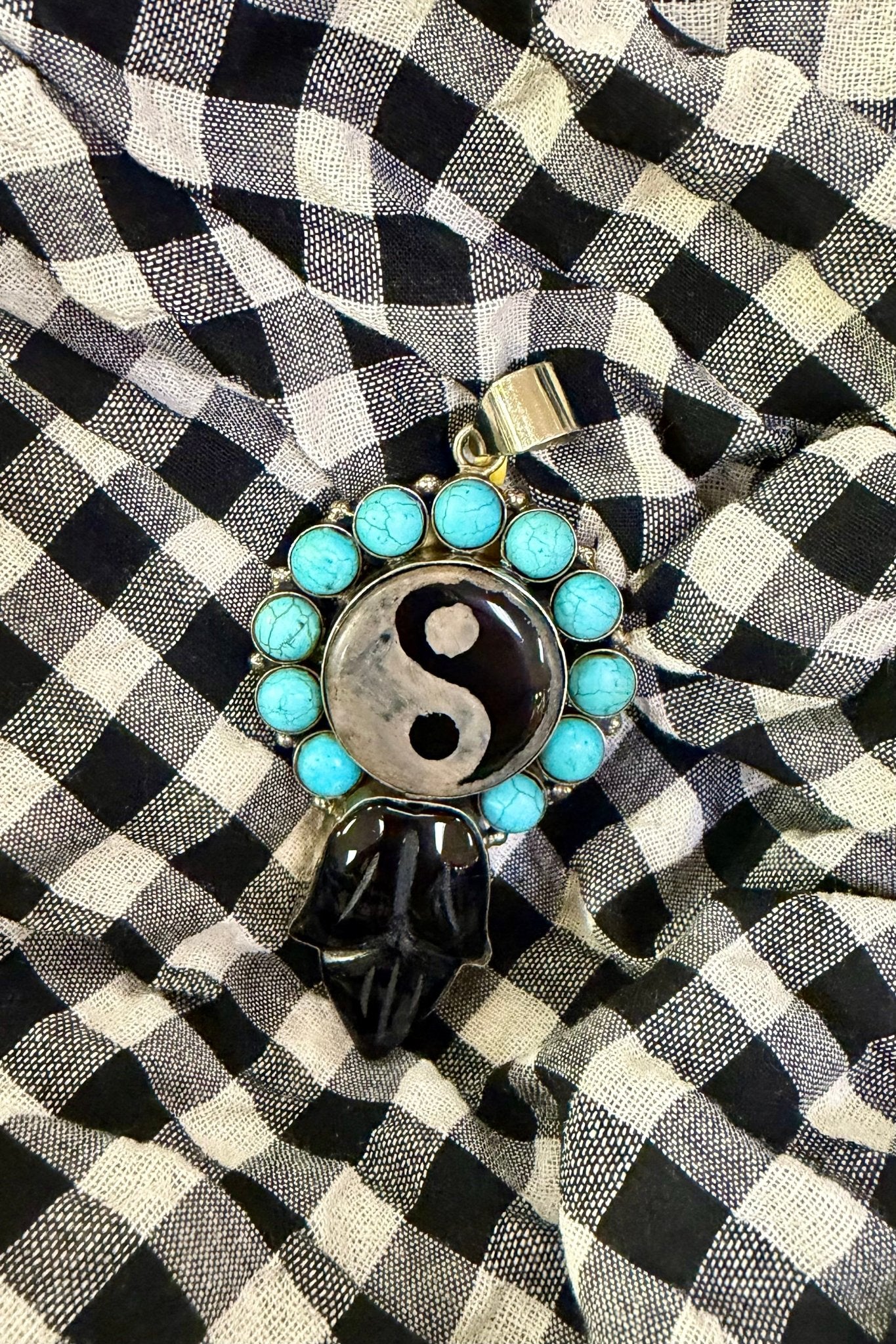Peaceful Vibes Yin & Yang Pendant - ivyandlavyboutique ivyandlavyboutique