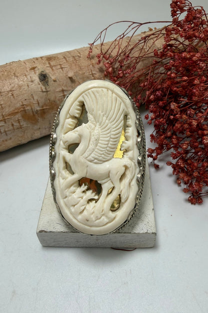 Pegasus Cutout Ring - ivyandlavyboutique ivyandlavyboutique