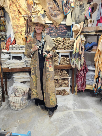 PREORDER - Fly Away Patch Duster - ivyandlavyboutique A Rare Bird Shop