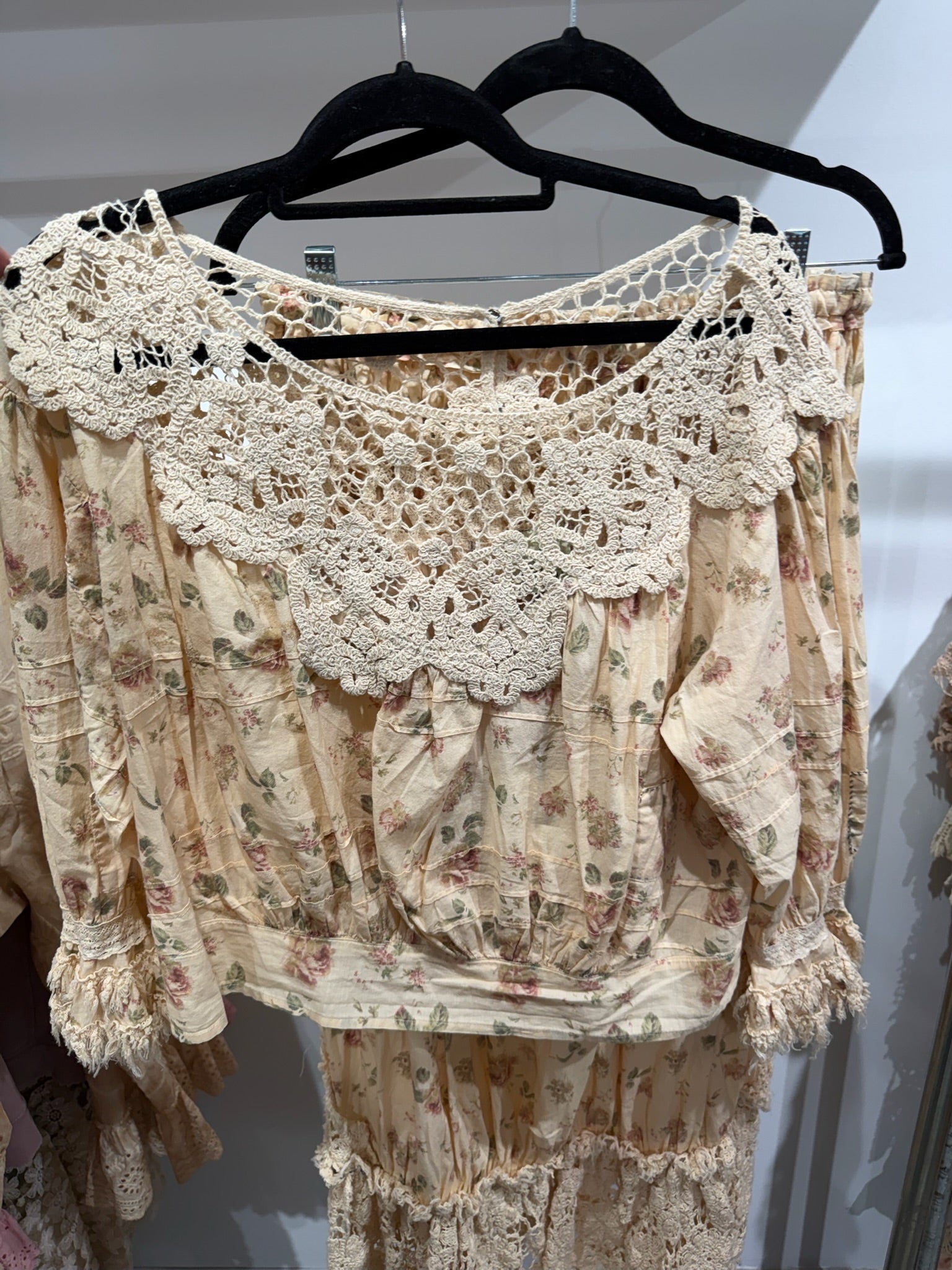 Preorder - Forever Bloom Top - ivyandlavyboutique Jaded Gypsy