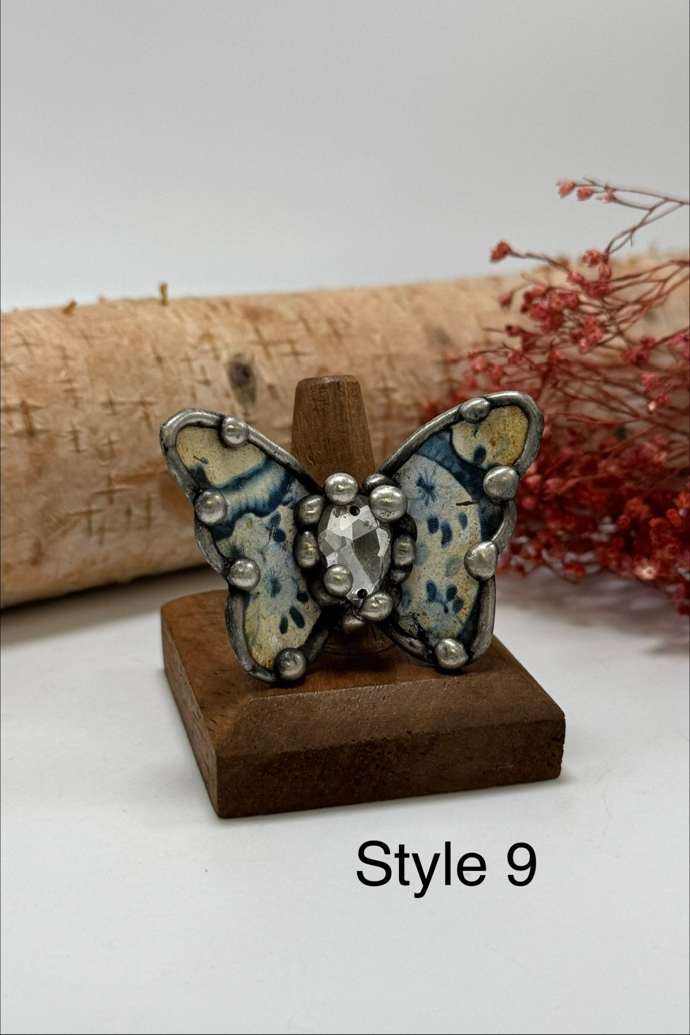 Pretty Butterfly Recycled Ring - ivyandlavyboutique ivyandlavyboutique