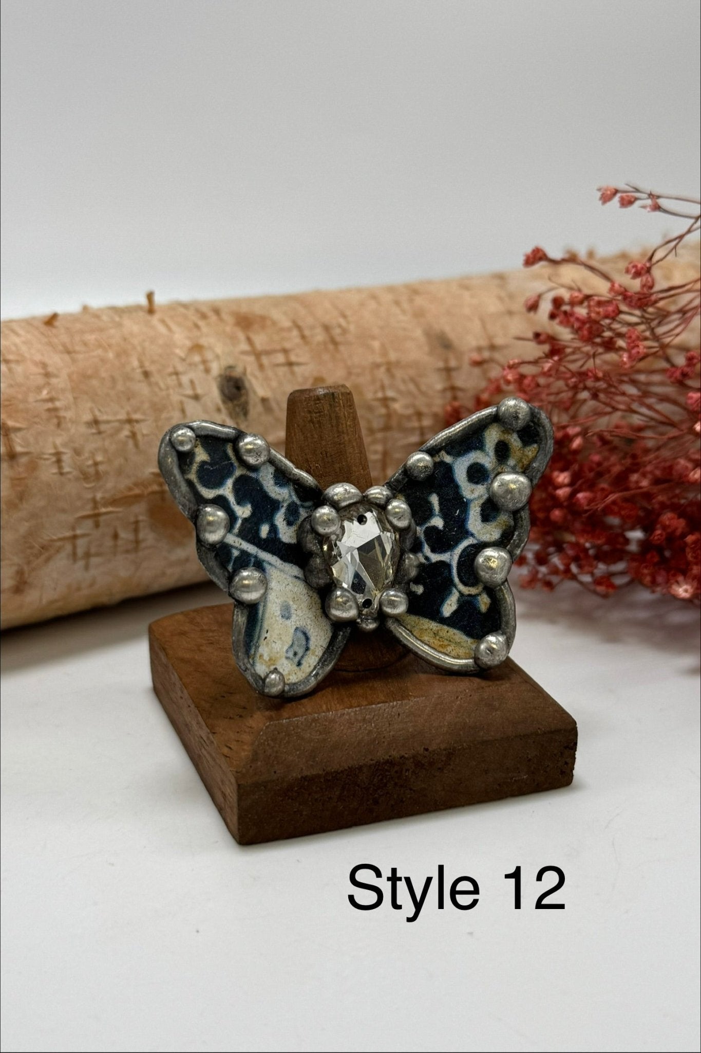 Pretty Butterfly Recycled Ring - ivyandlavyboutique ivyandlavyboutique