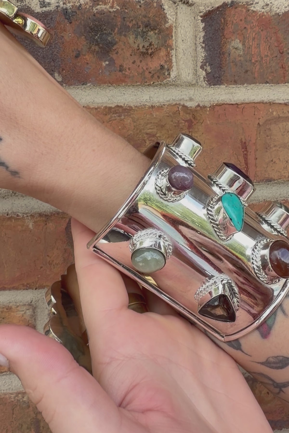 The Gem Cuff 5