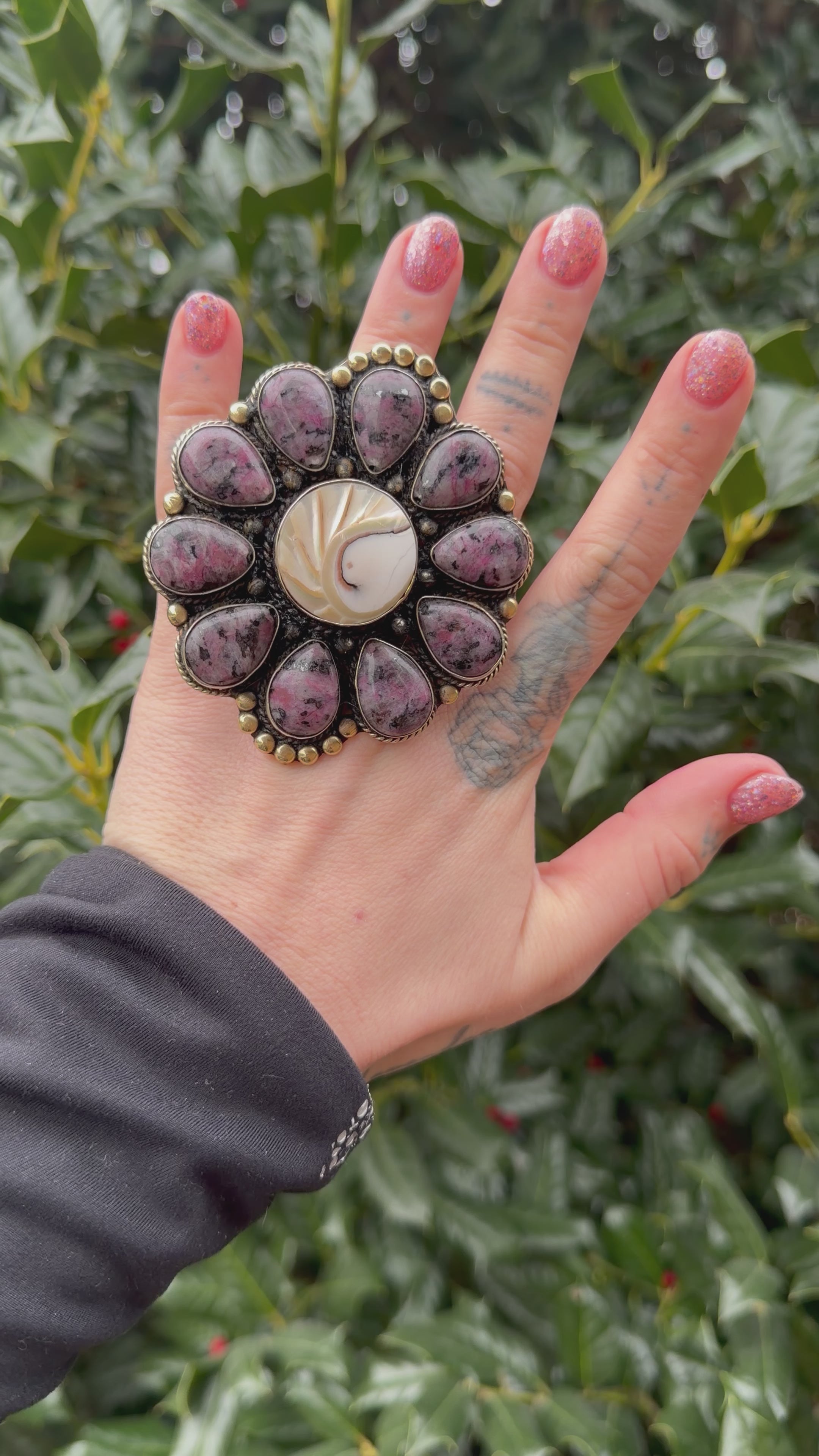 Big & Flower Purple Agate Ring