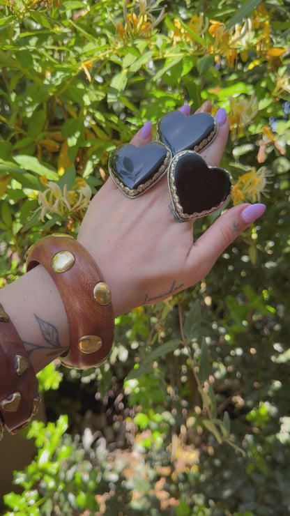 Black Widow Heart Ring - Obsidian
