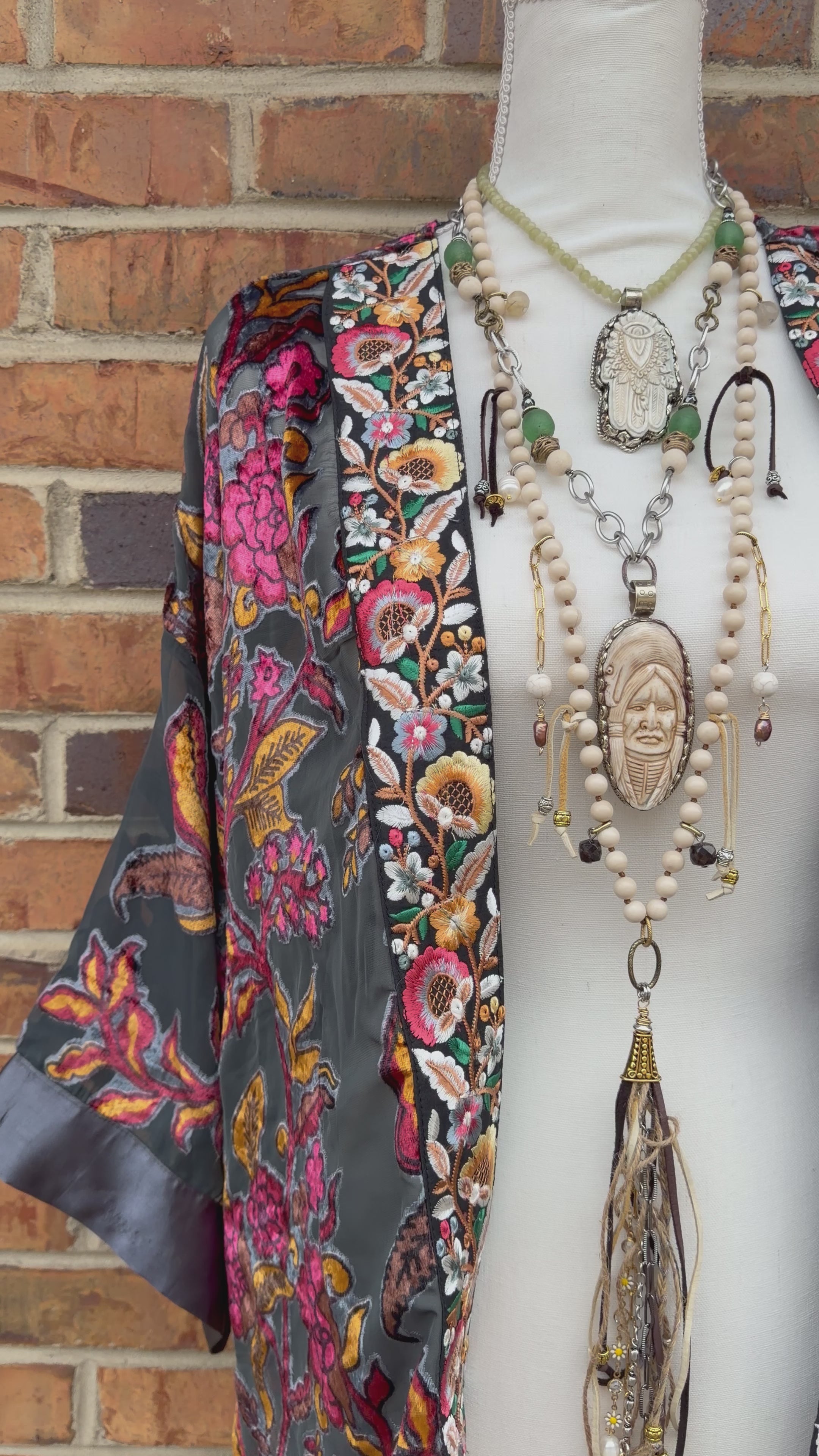 In Command Carved Statement Necklace