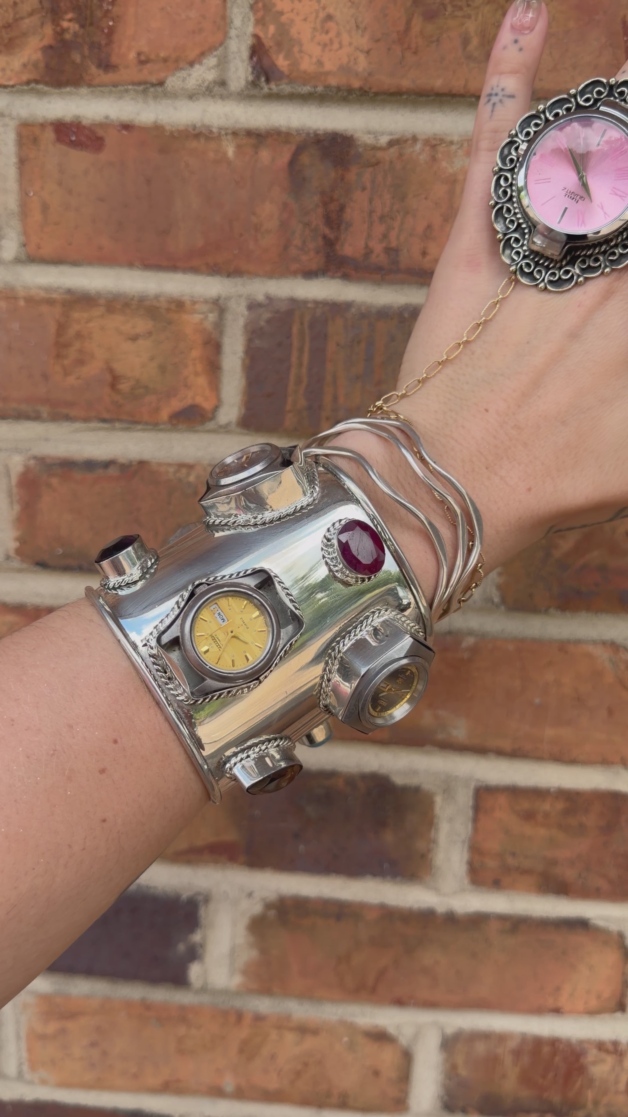 Do you have the Time 8 Piece Watch Cuff