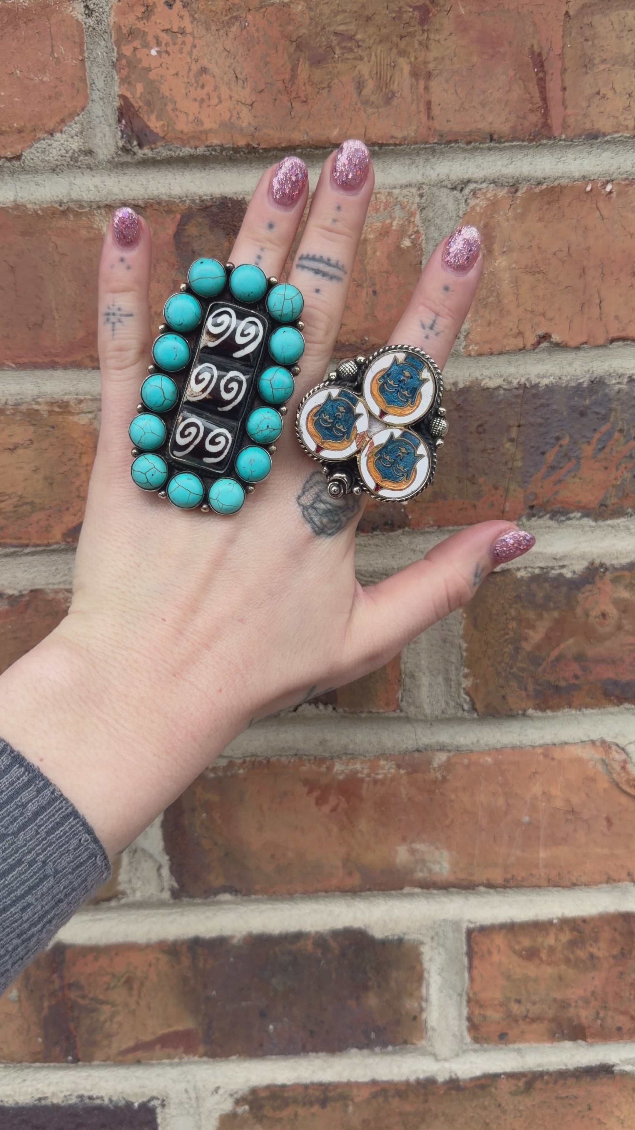 Rectangle Black Swirls Ring
