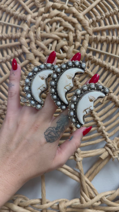 Moonlight Carved Pearl Ring