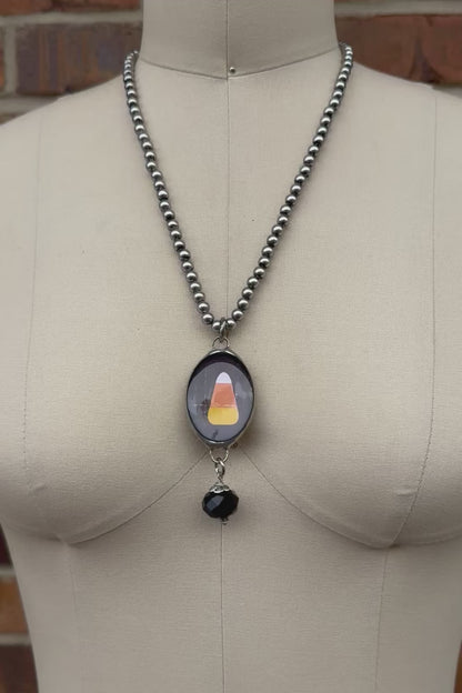 Necklace 32