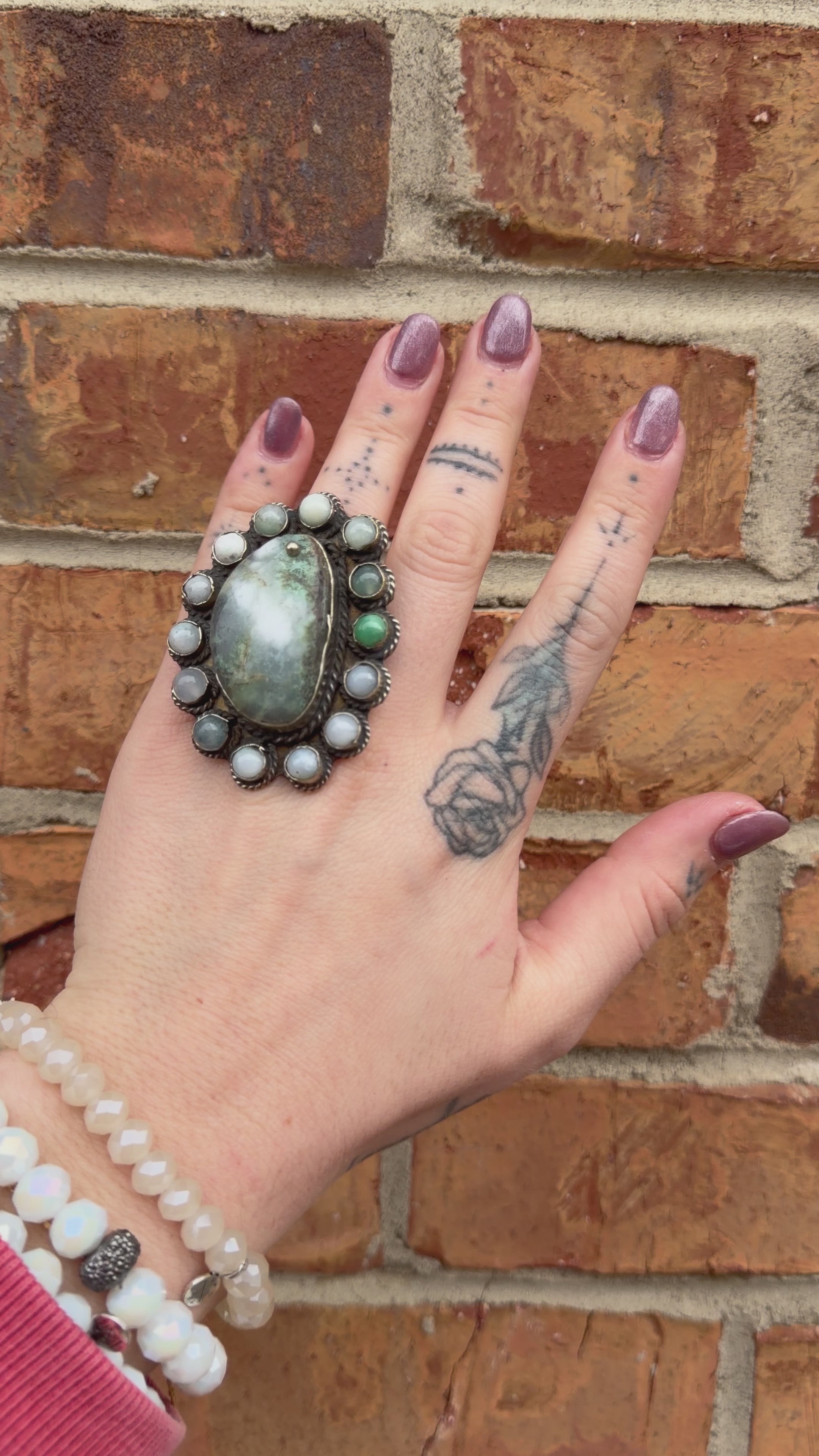 Load video: Green Hues Pattern Oval Ring