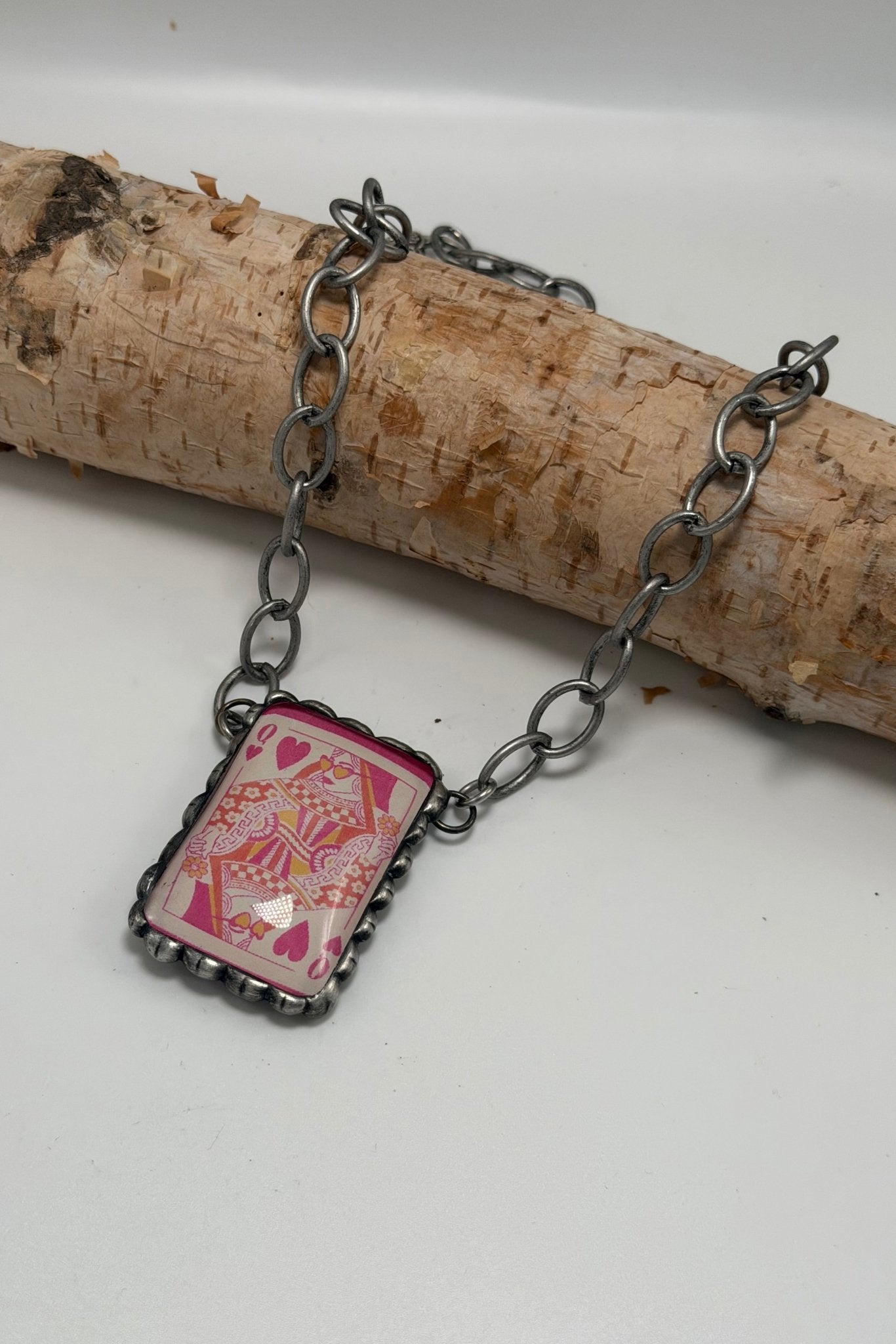 Queen of My Heart Necklace - ivyandlavyboutique Art by Amy