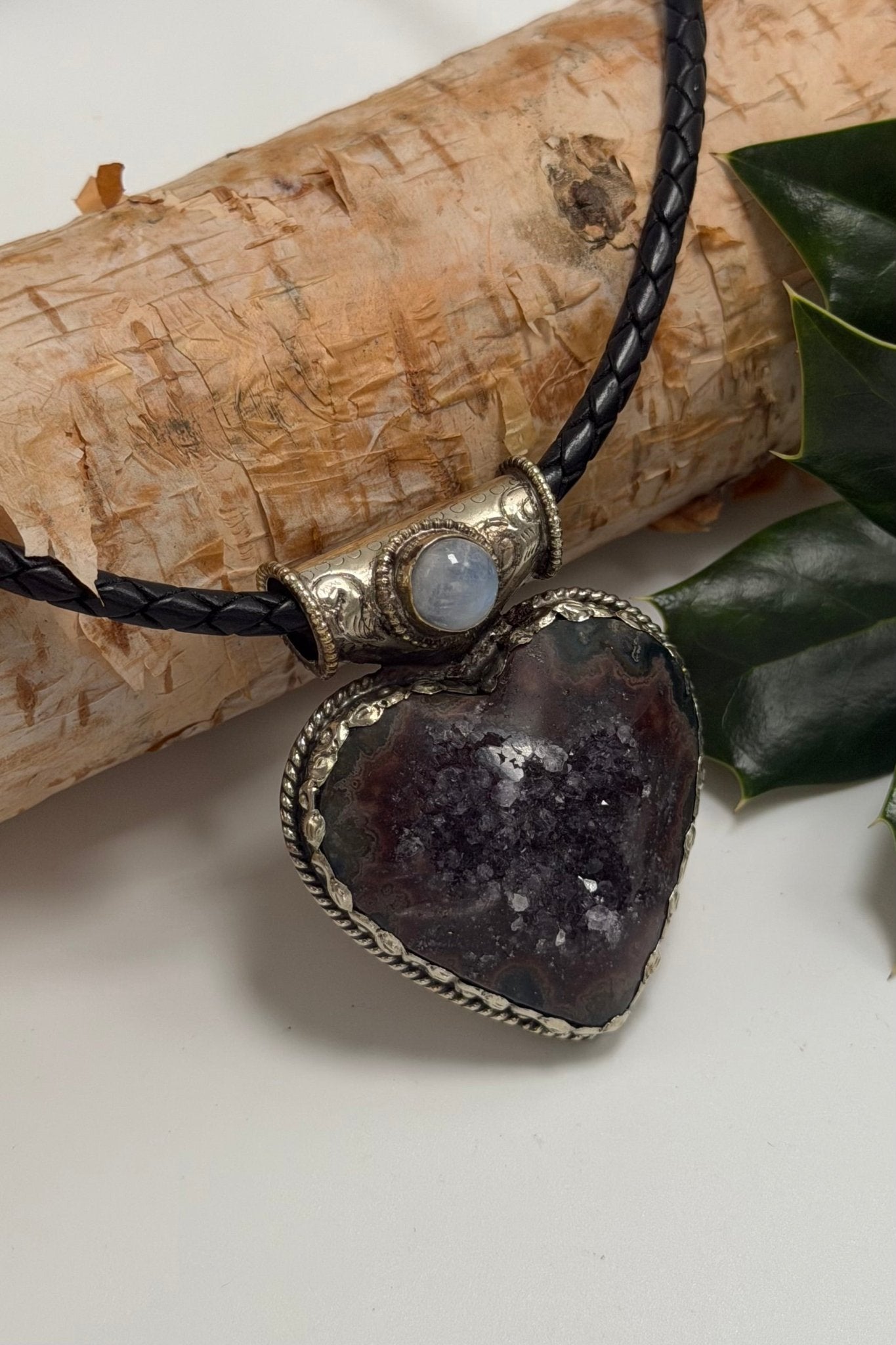 Raw Stone Heart Choker on Leather - ivyandlavyboutique ivyandlavyboutique