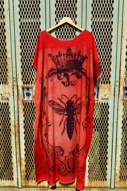 Red Buzzing Around Bee Hi Lo - ivyandlavyboutique I LOVE LINEN