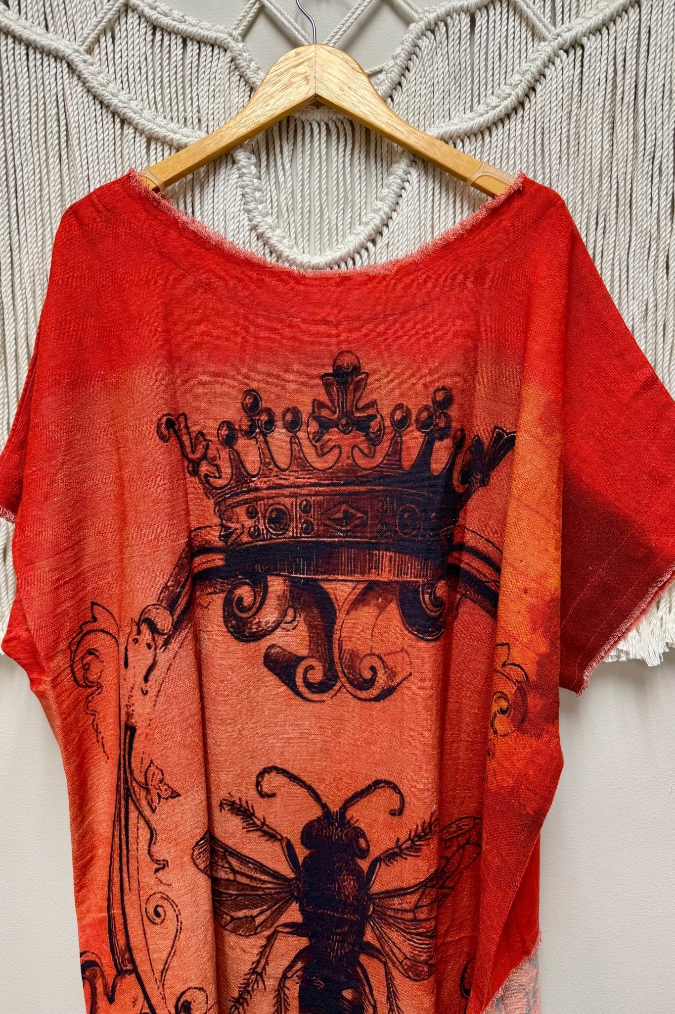 Red Buzzing Around Bee Hi Lo - ivyandlavyboutique I LOVE LINEN