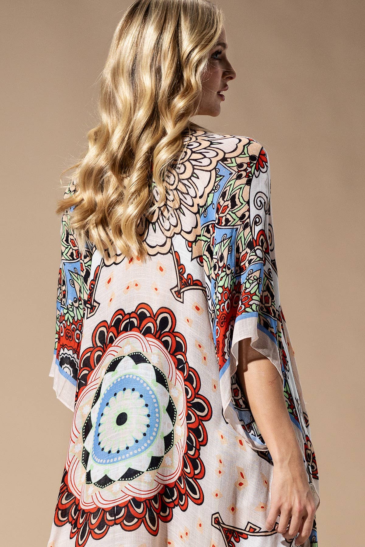 Red Mandala Kimono: RED MANDALA - ivyandlavyboutique Urbanista