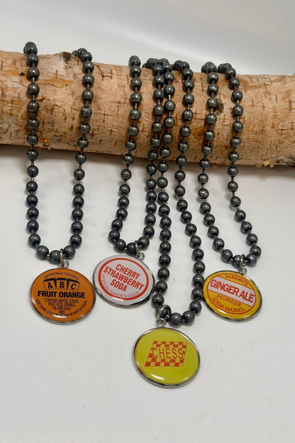 Retro Bottle Cap Necklace - ivyandlavyboutique ivyandlavyboutique