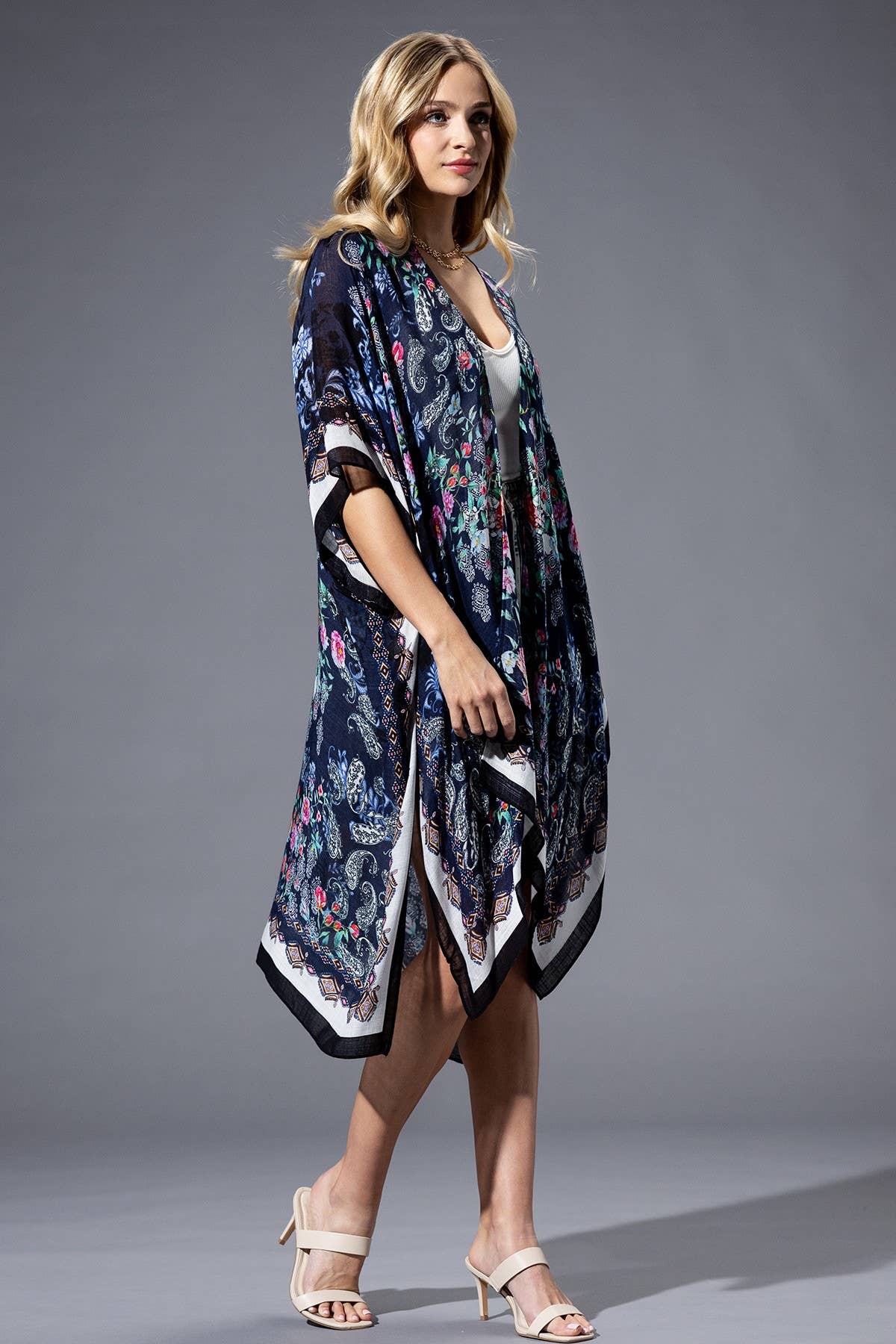 Rose Paisley Kimono - ivyandlavyboutique Urbanista