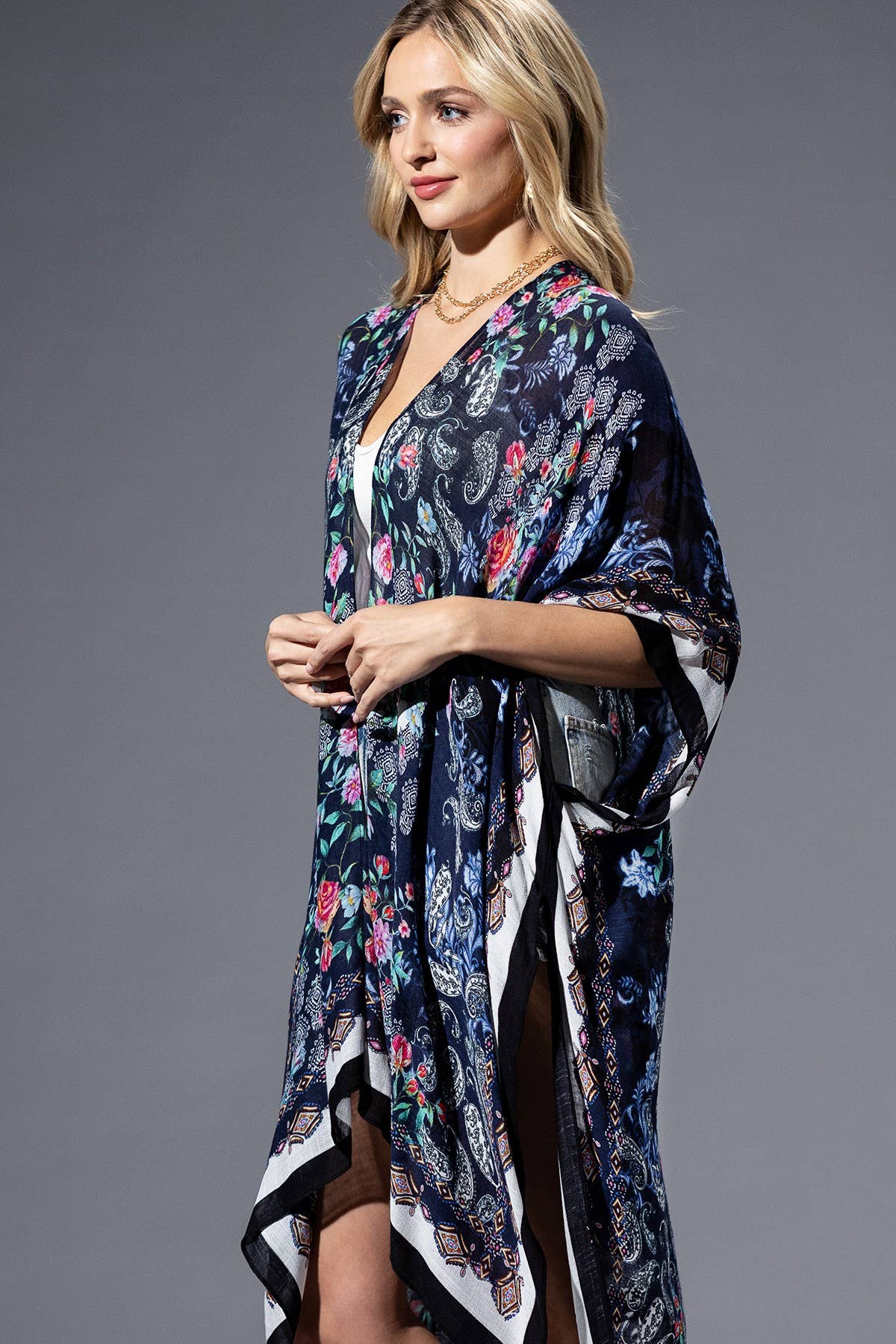 Rose Paisley Kimono - ivyandlavyboutique Urbanista